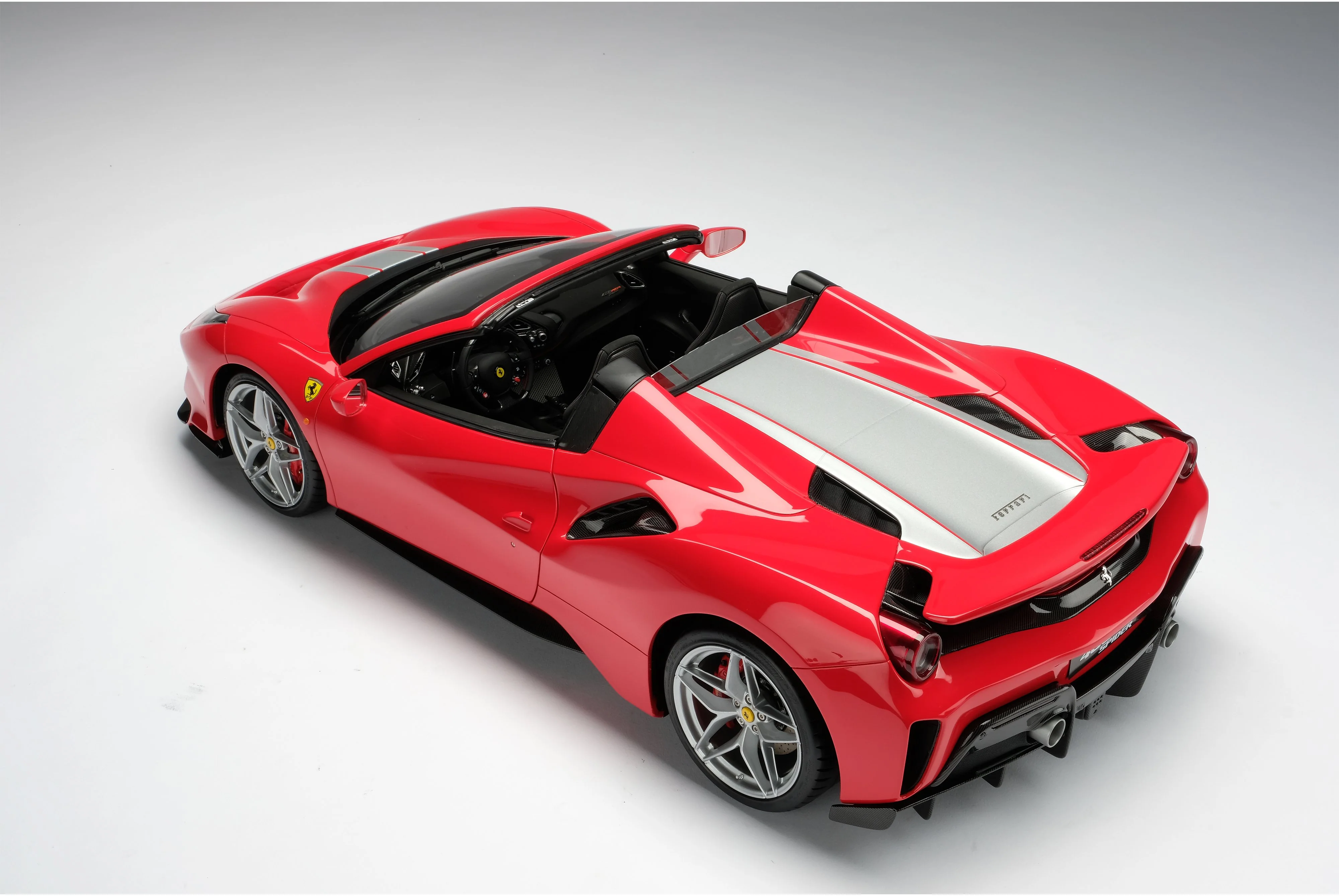 Ferrari 488 Pista Spider (2018) - Image 8