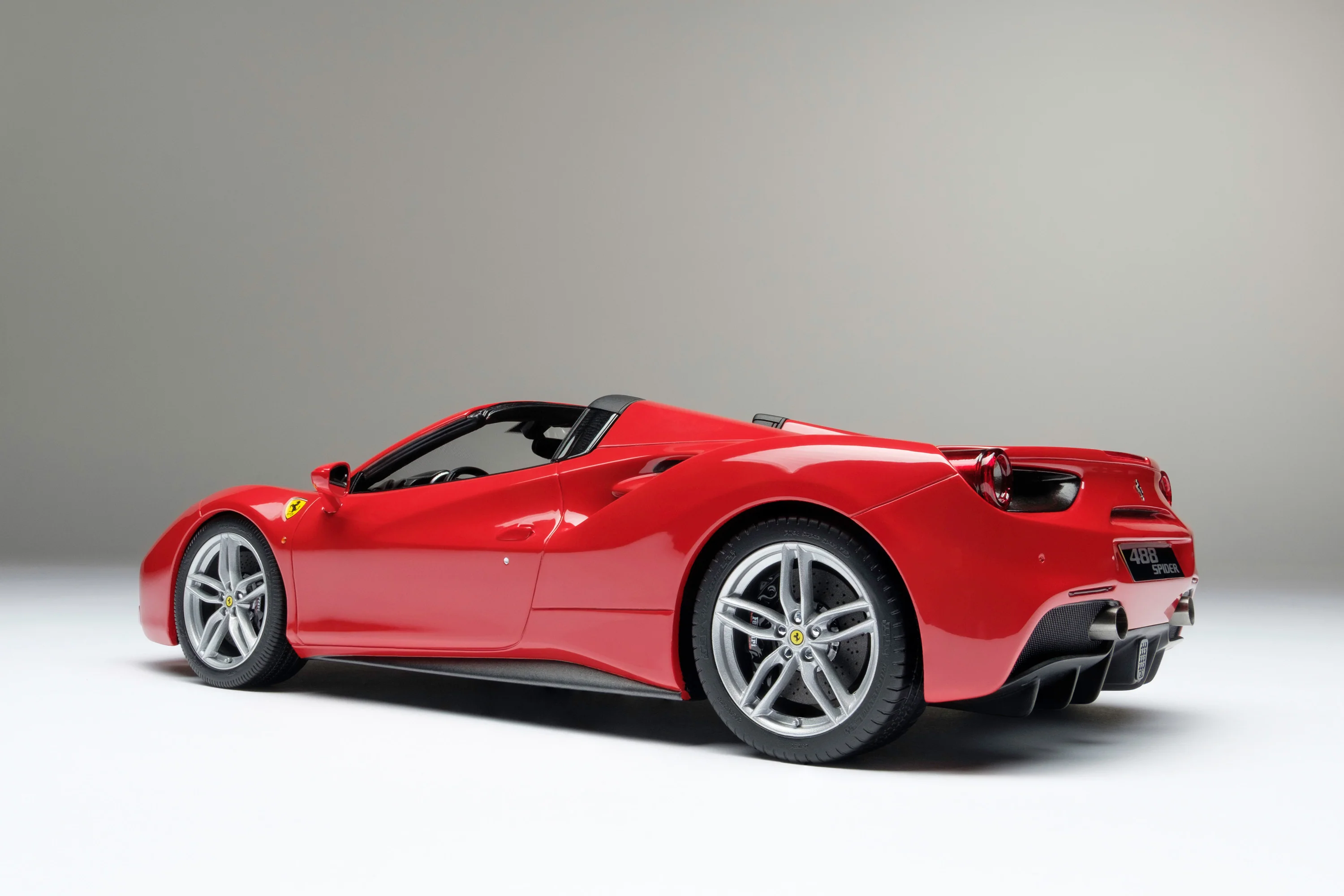 Ferrari 488 Spider - Image 10