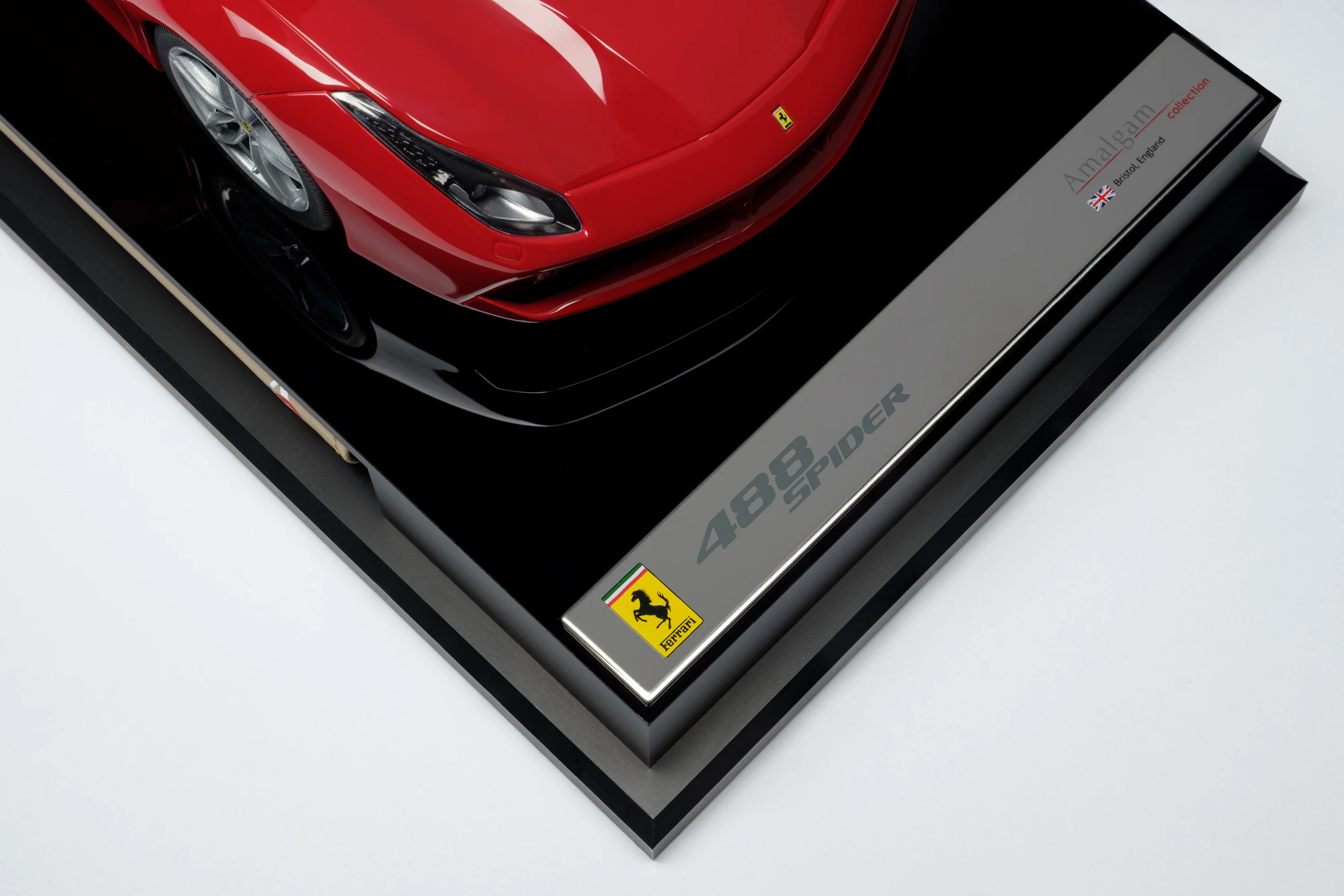 Ferrari 488 Spider - Image 15