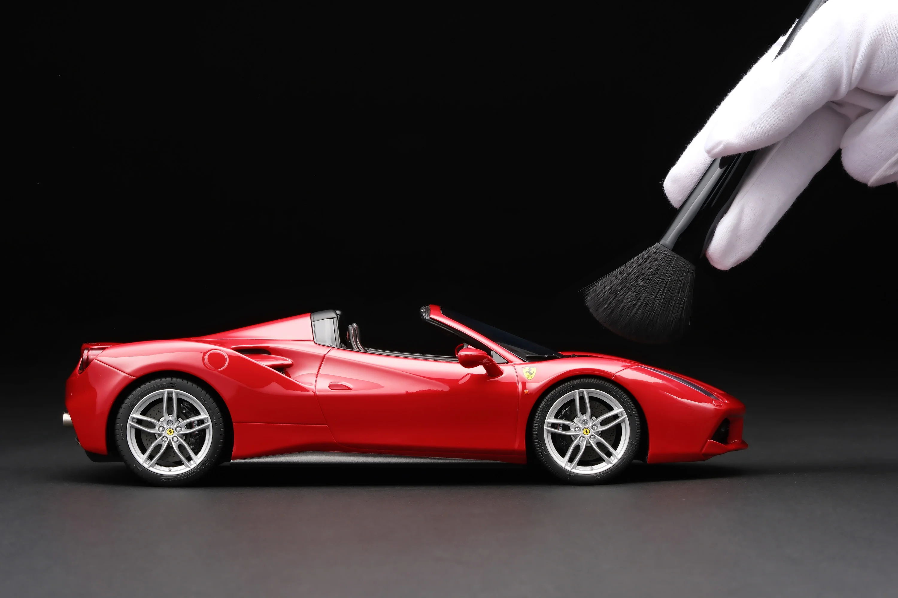 Ferrari 488 Spider - Image 3