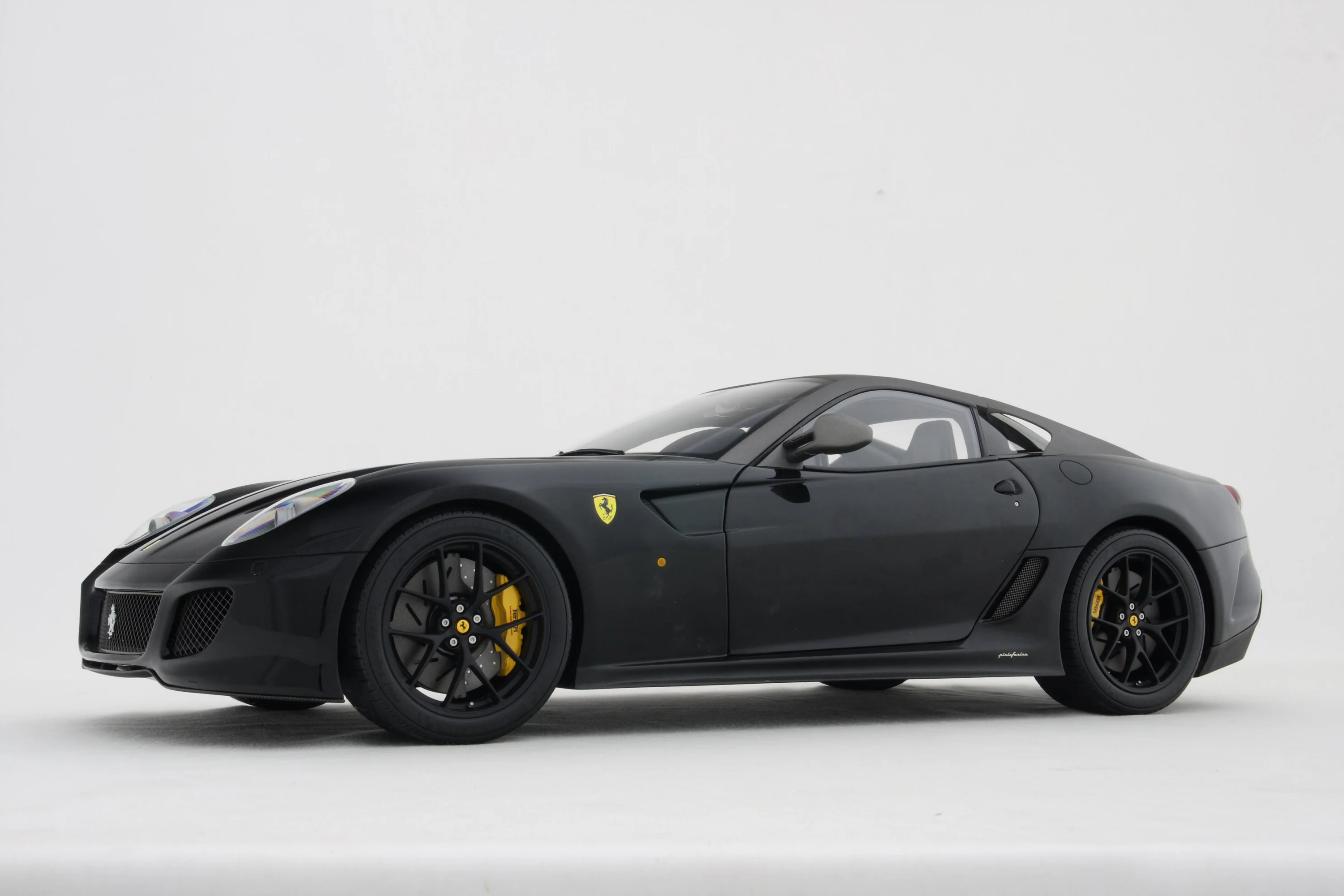 Ferrari 599 - Tailor Made - Image 23