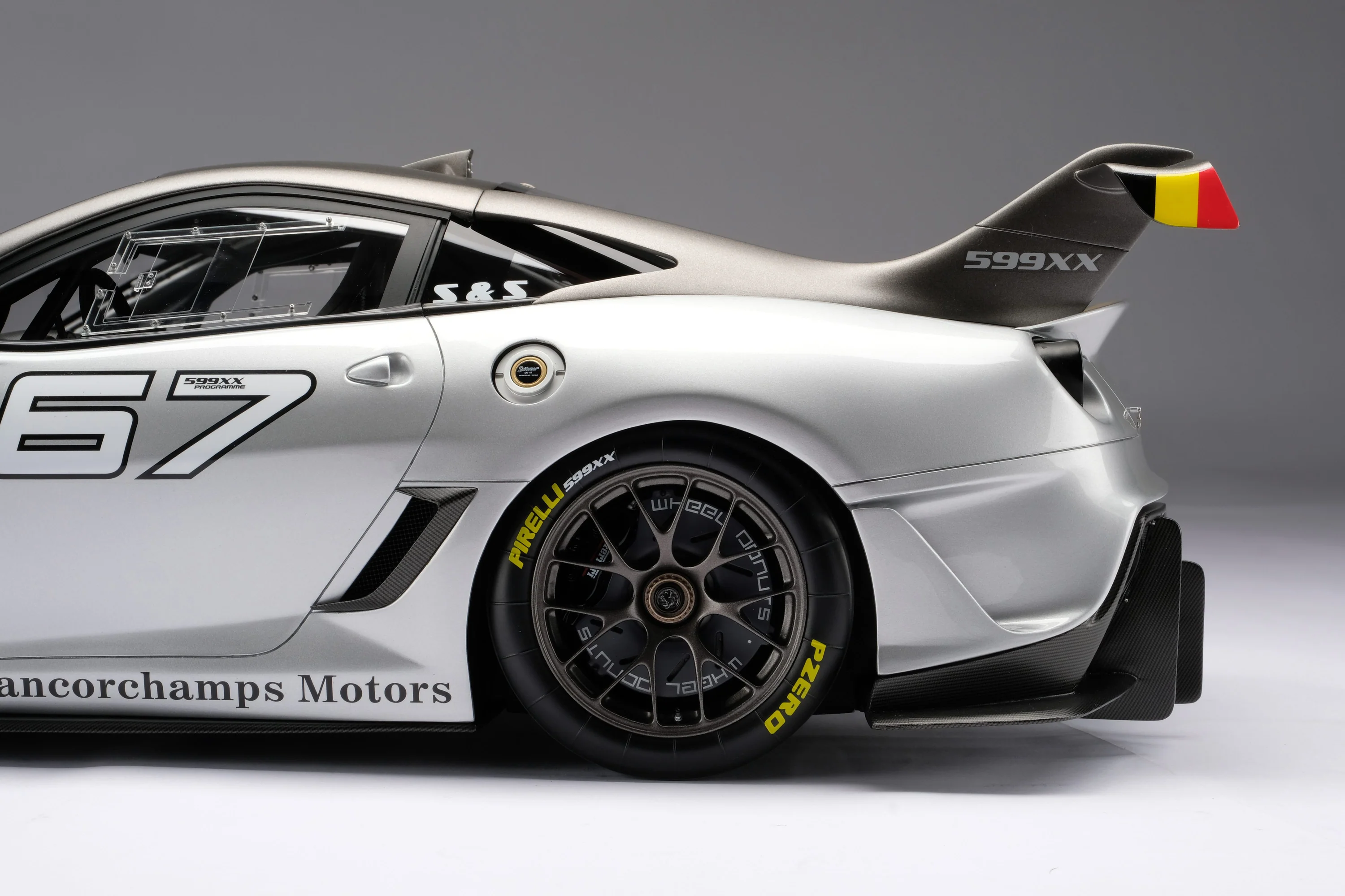 Ferrari 599 - Tailor Made - Image 3