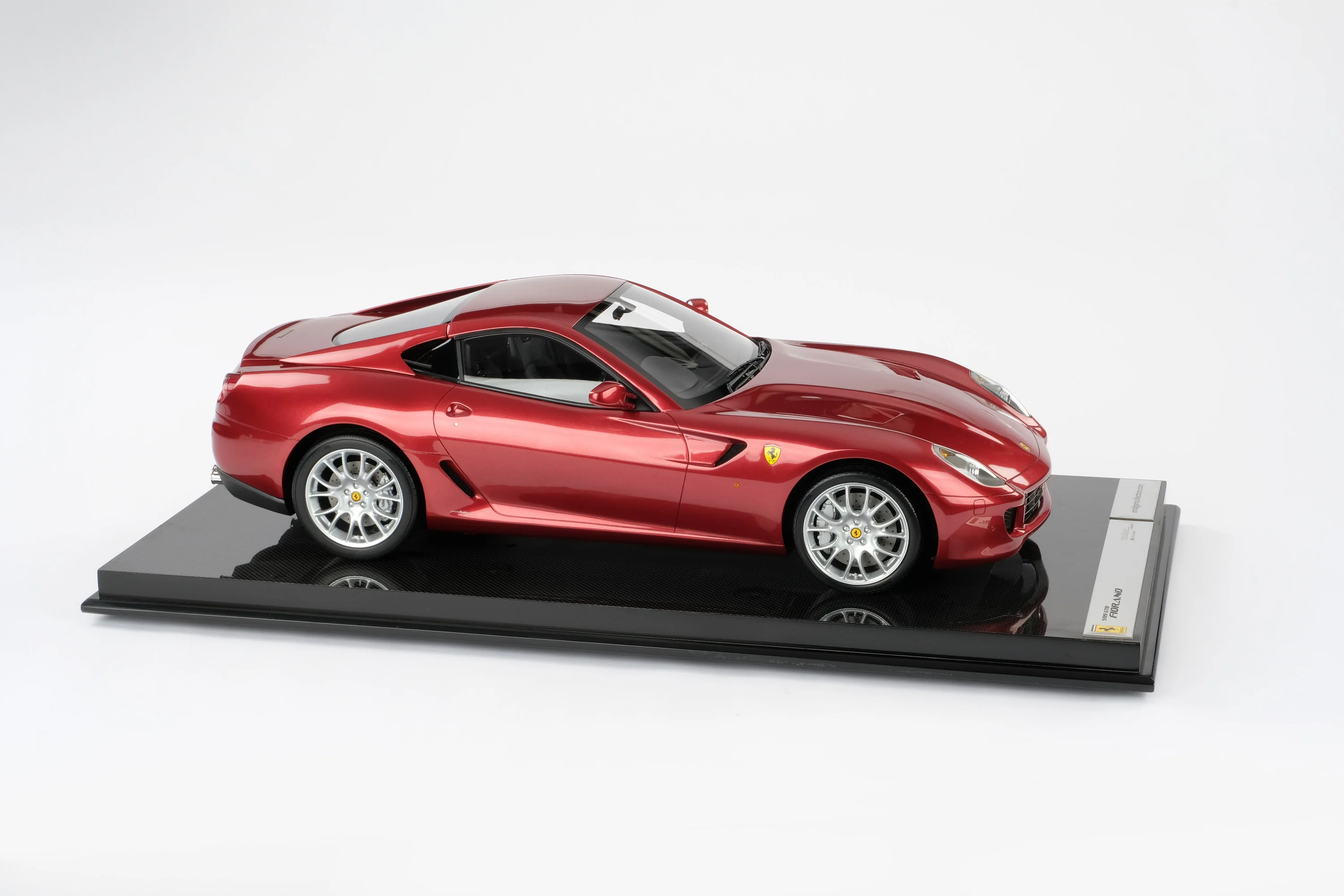 Ferrari 599 - Tailor Made - Image 35