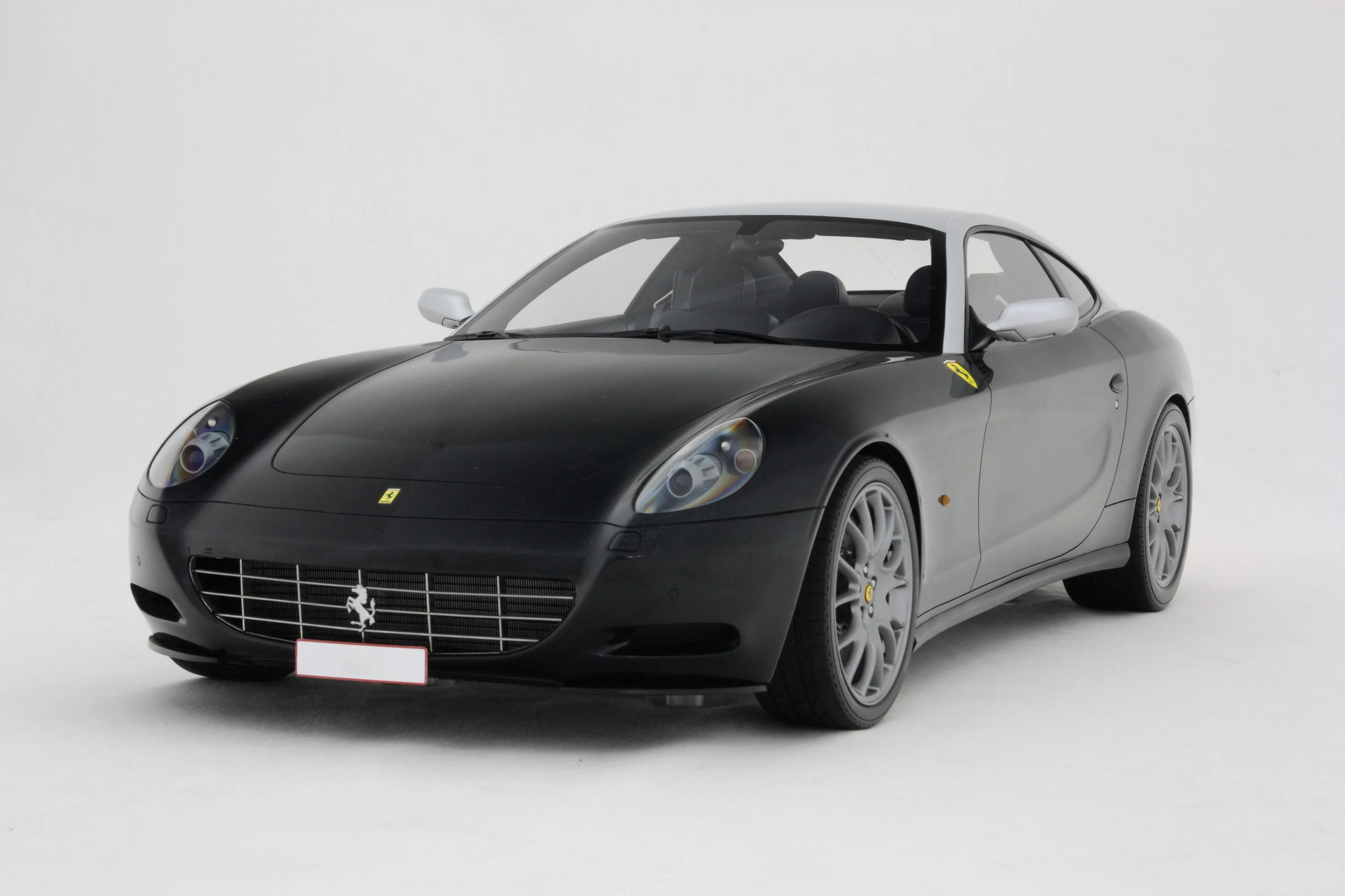 Ferrari 612 Sessanta - Tailor Made - Image 3