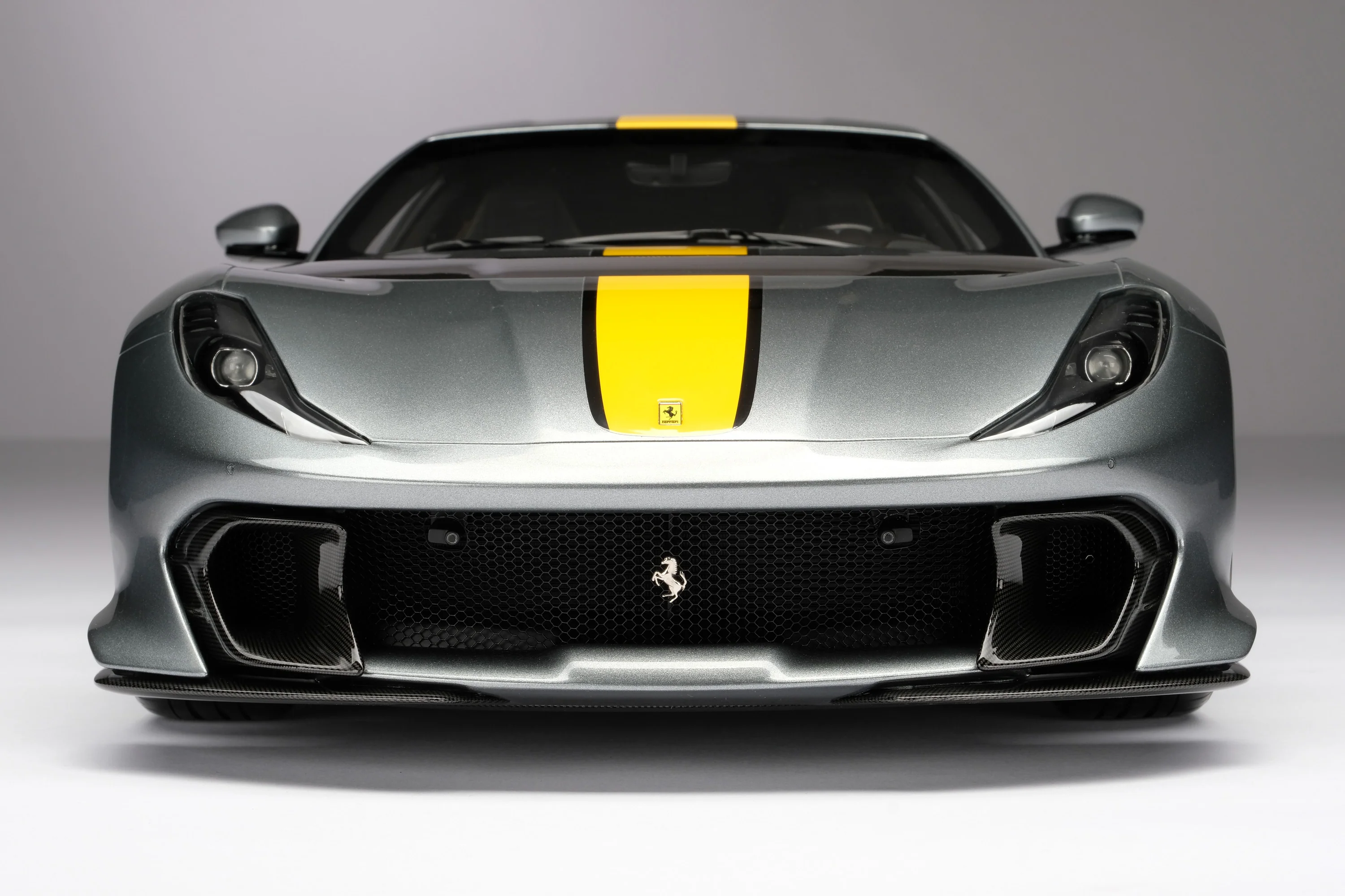 Ferrari 812 Competizione (2021) - Image 6