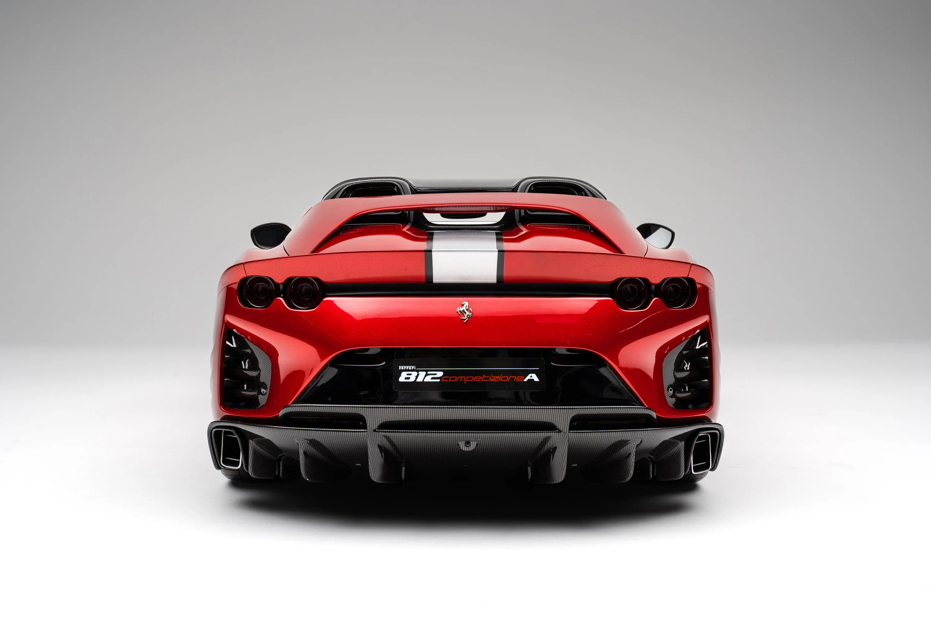 Ferrari 812 Competizione A (2021) - Image 13