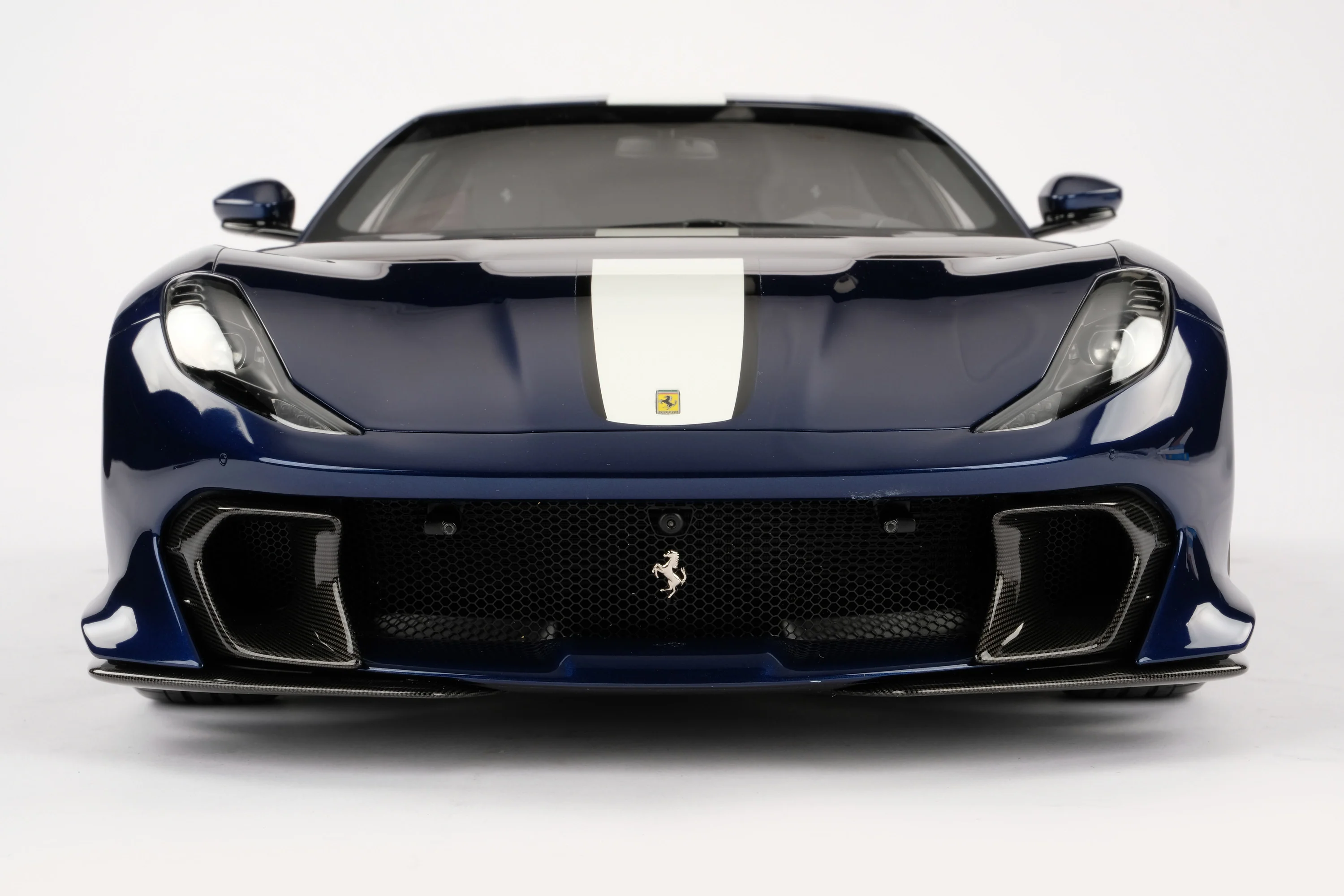 Ferrari 812 Competizione & Competizione A - Tailor Made - Image 17