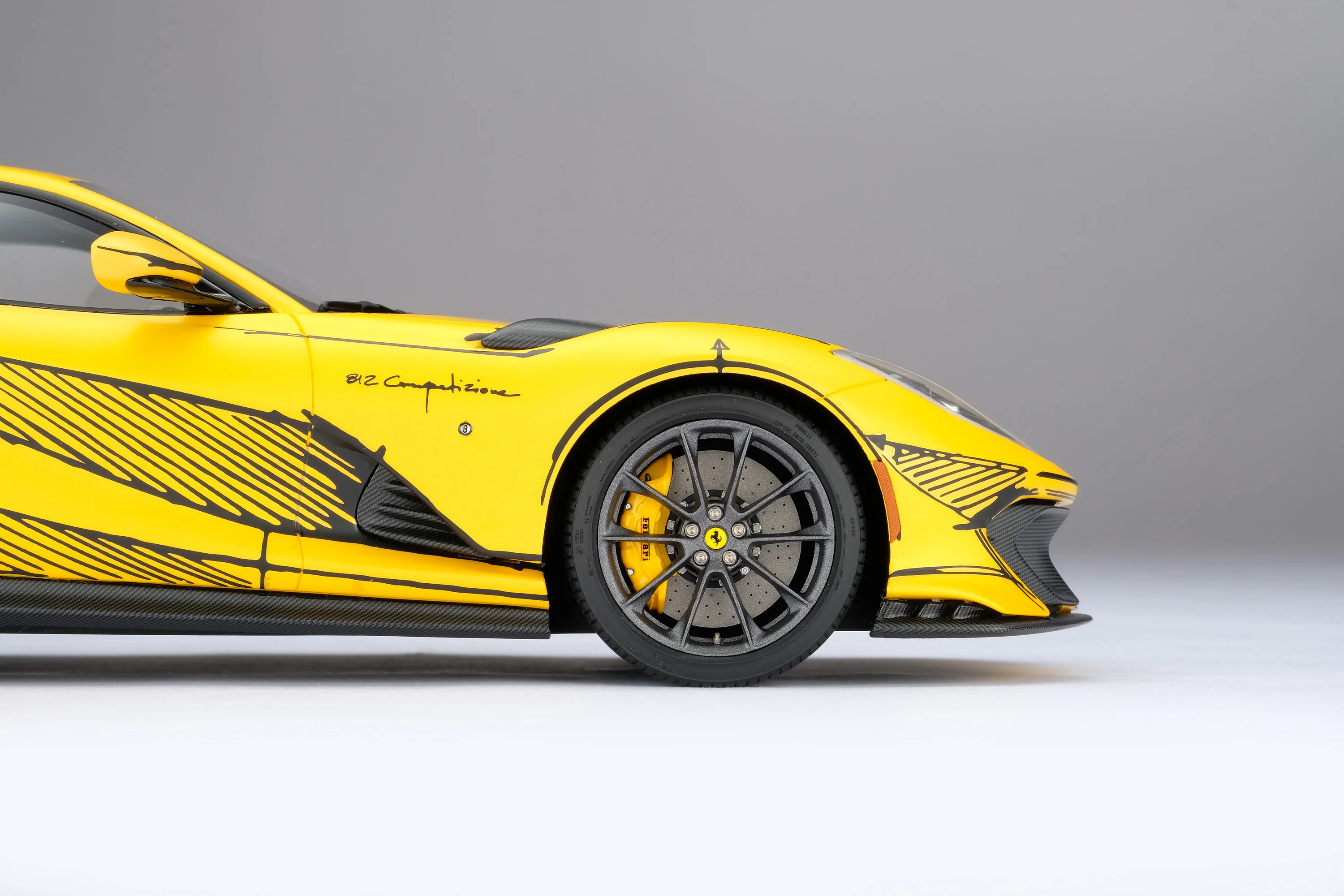 Ferrari 812 Competizione Tailor Made - Image 18