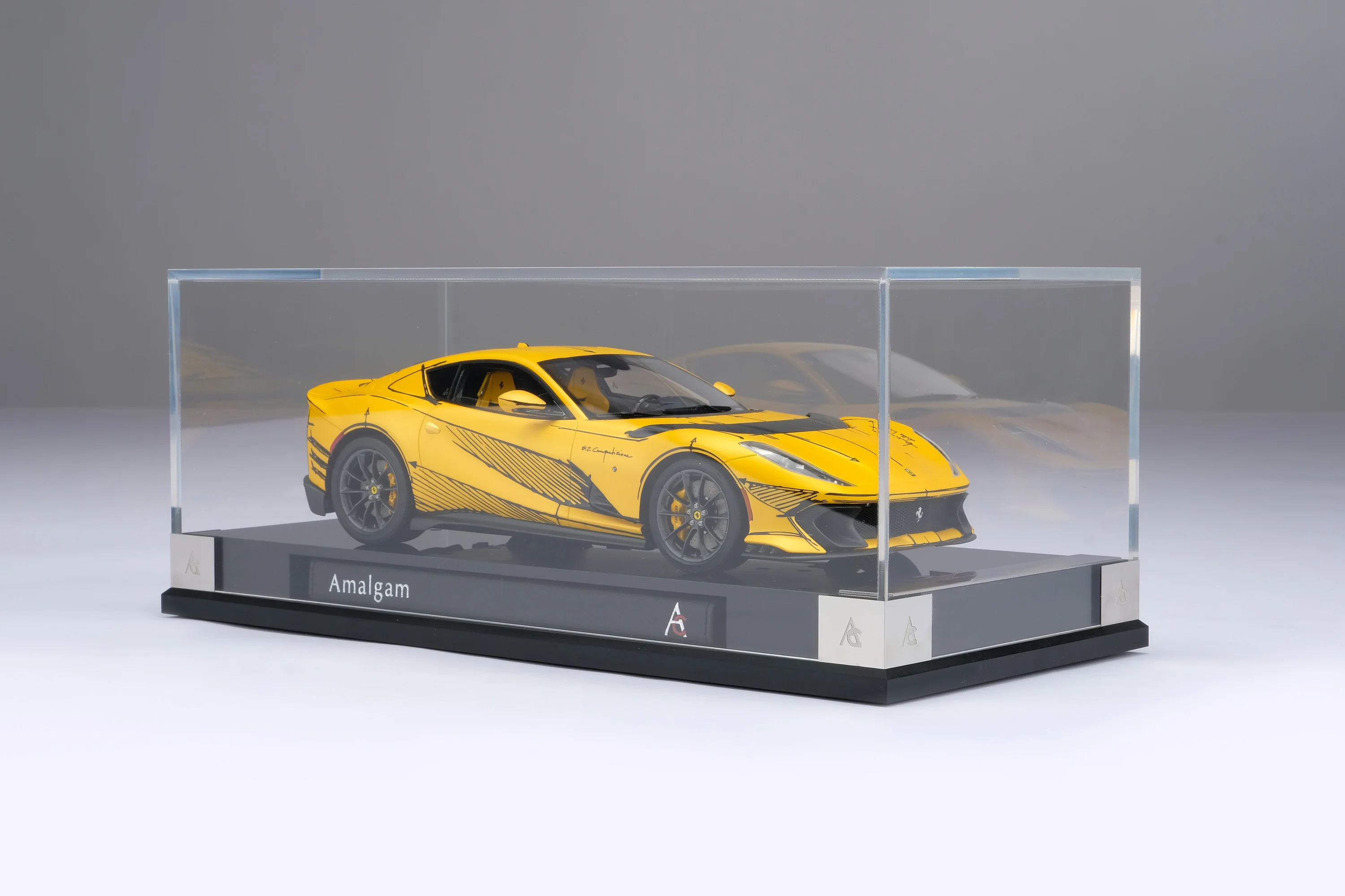 Ferrari 812 Competizione Tailor Made - Image 22
