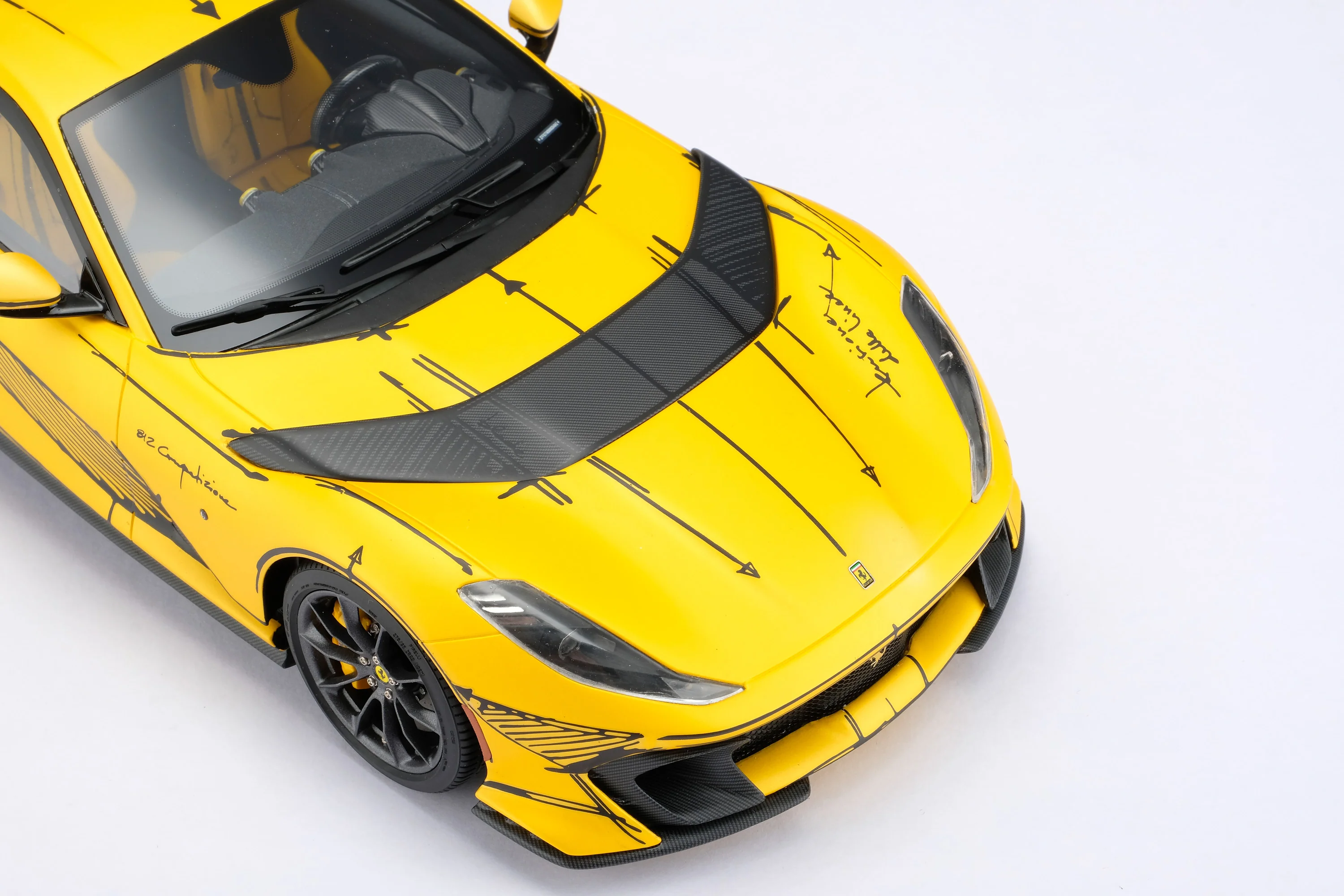 Ferrari 812 Competizione Tailor Made - Image 5