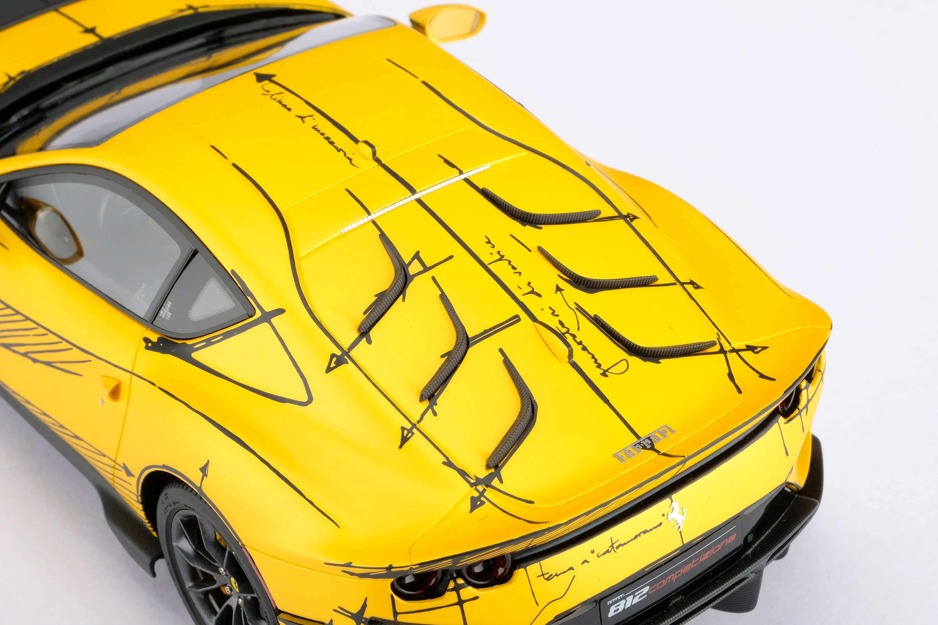 Ferrari 812 Competizione Tailor Made - Image 6