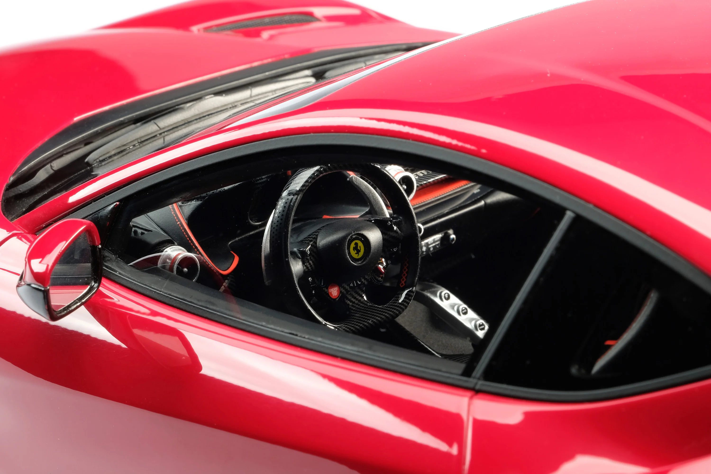 Ferrari 812 Superfast - Image 4