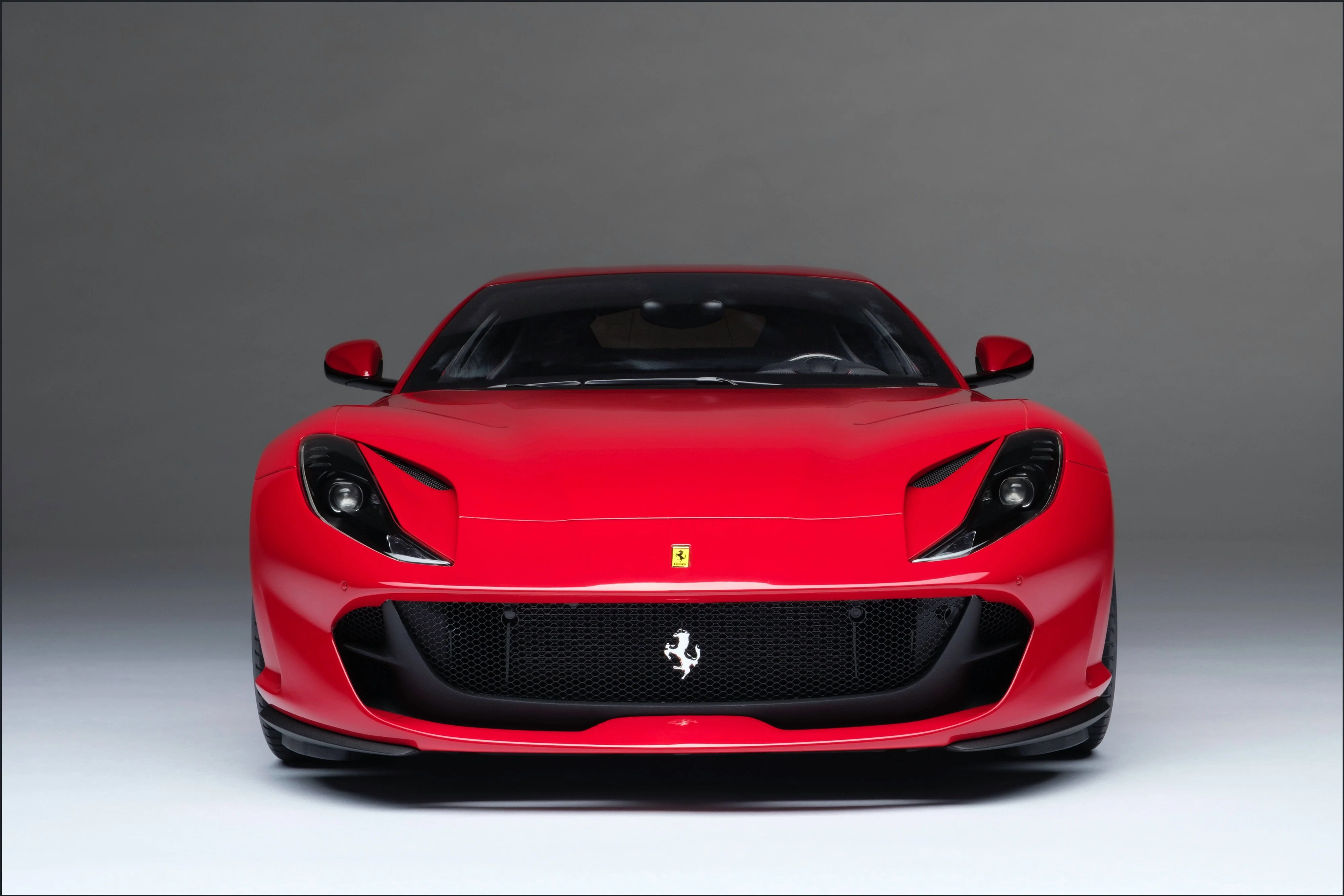 Ferrari 812 Superfast (2017) - Image 4