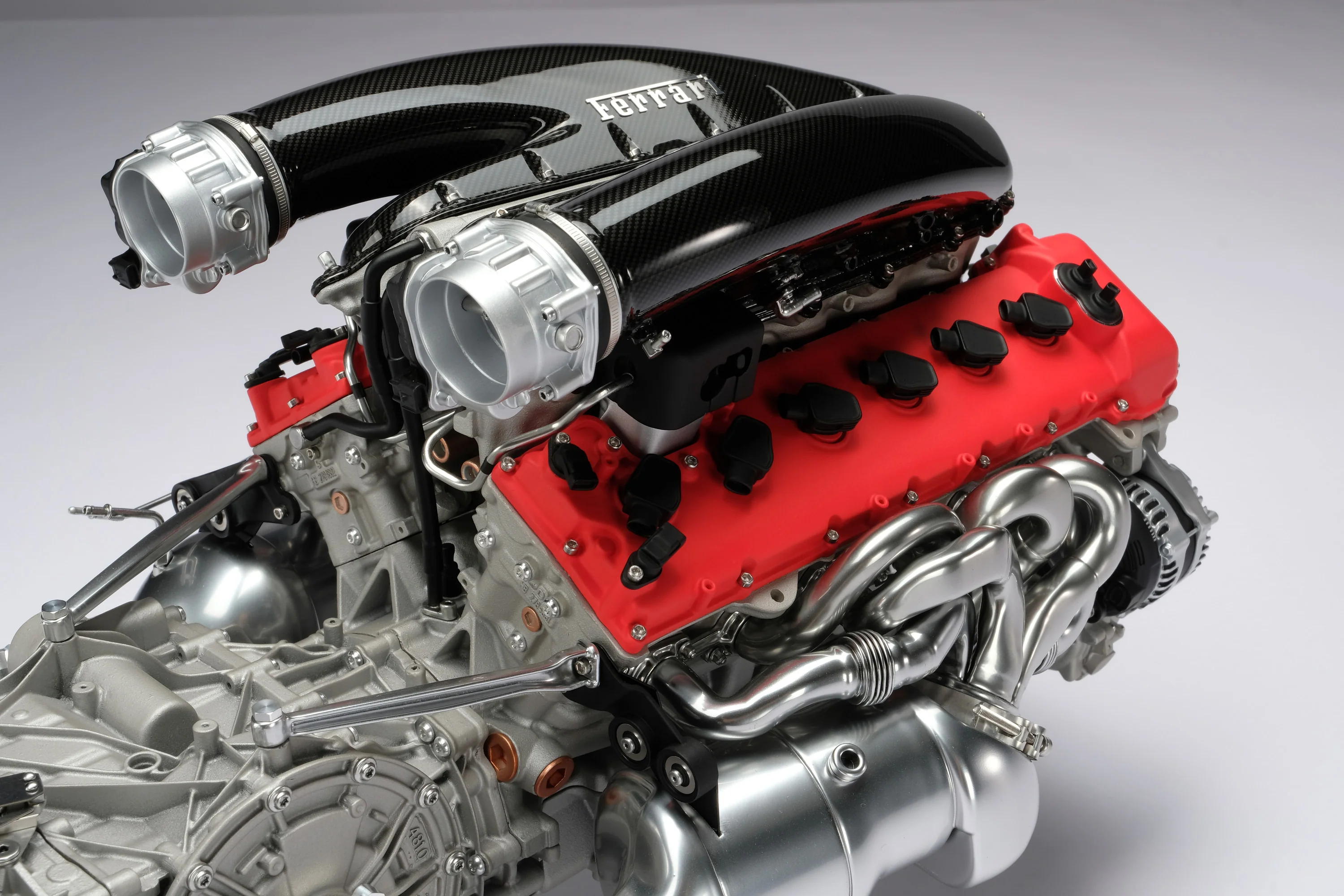 Ferrari Daytona SP3 V12 F140HC Engine and Gearbox (2022) - Image 19