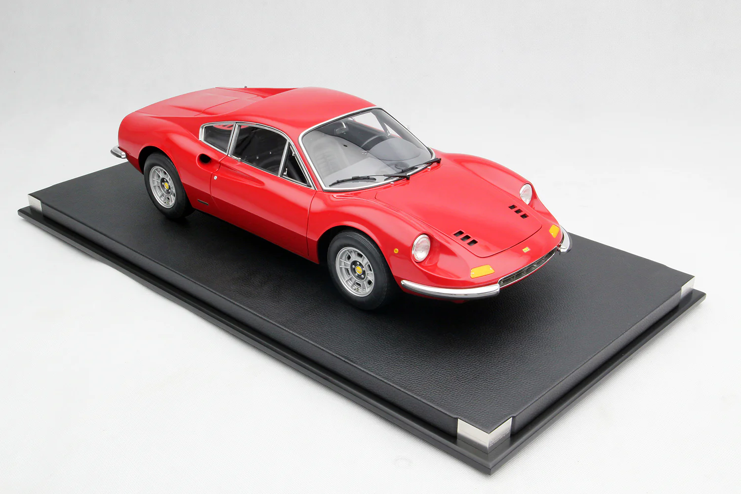 Ferrari Dino 246 GT (1969) - Image 24