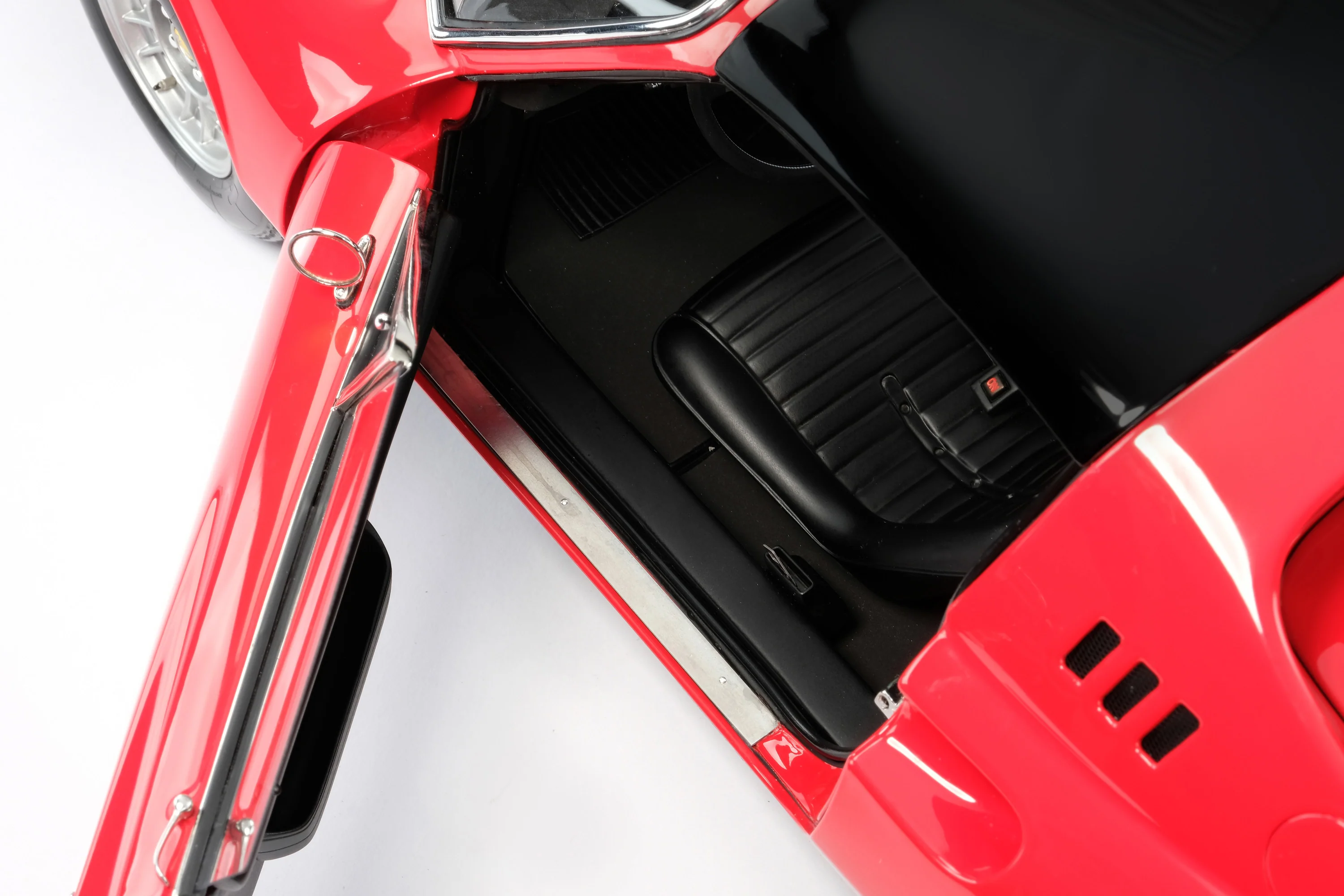 Ferrari Dino 246 GTS (1972) - Image 16
