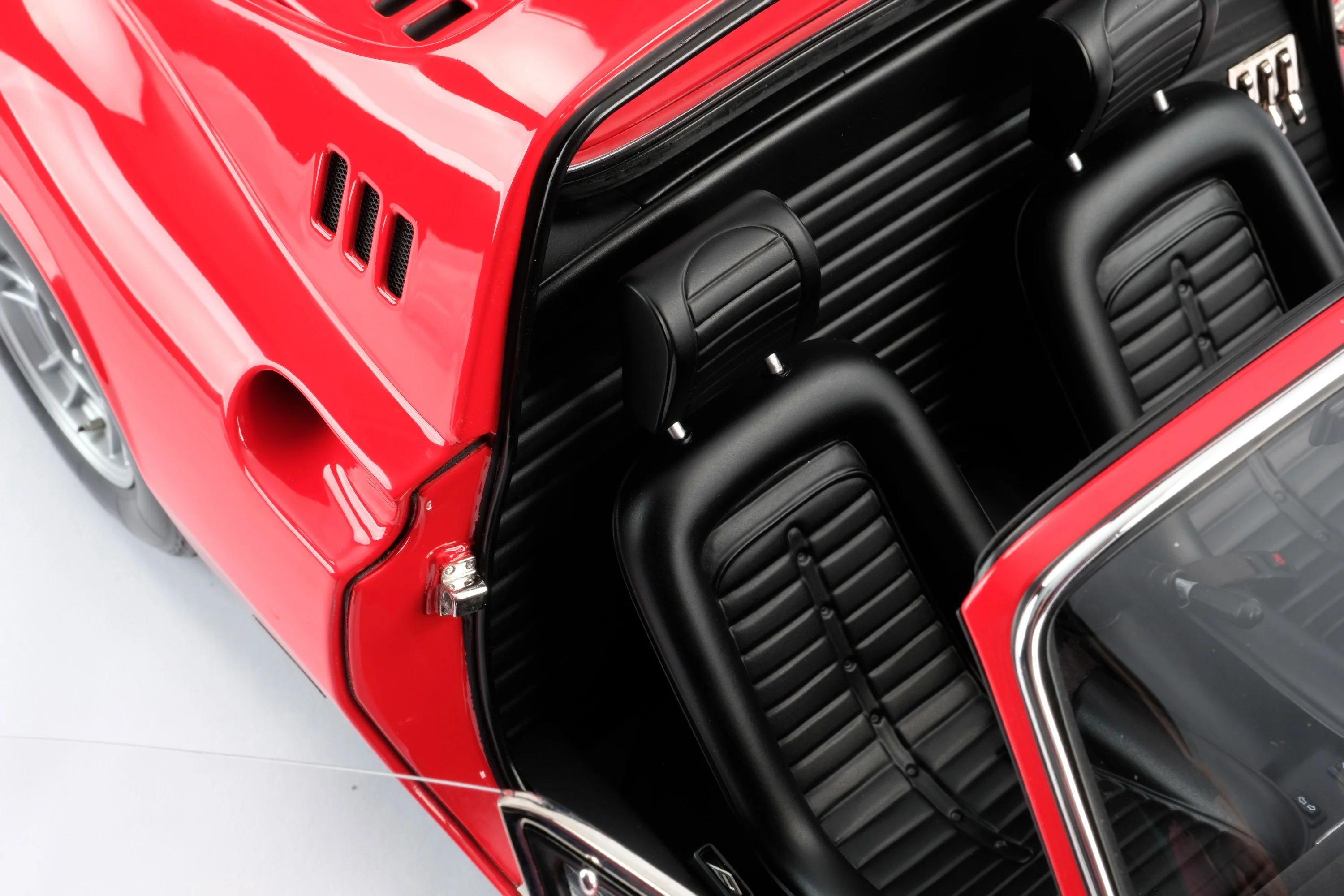 Ferrari Dino 246 GTS (1972) - Image 20