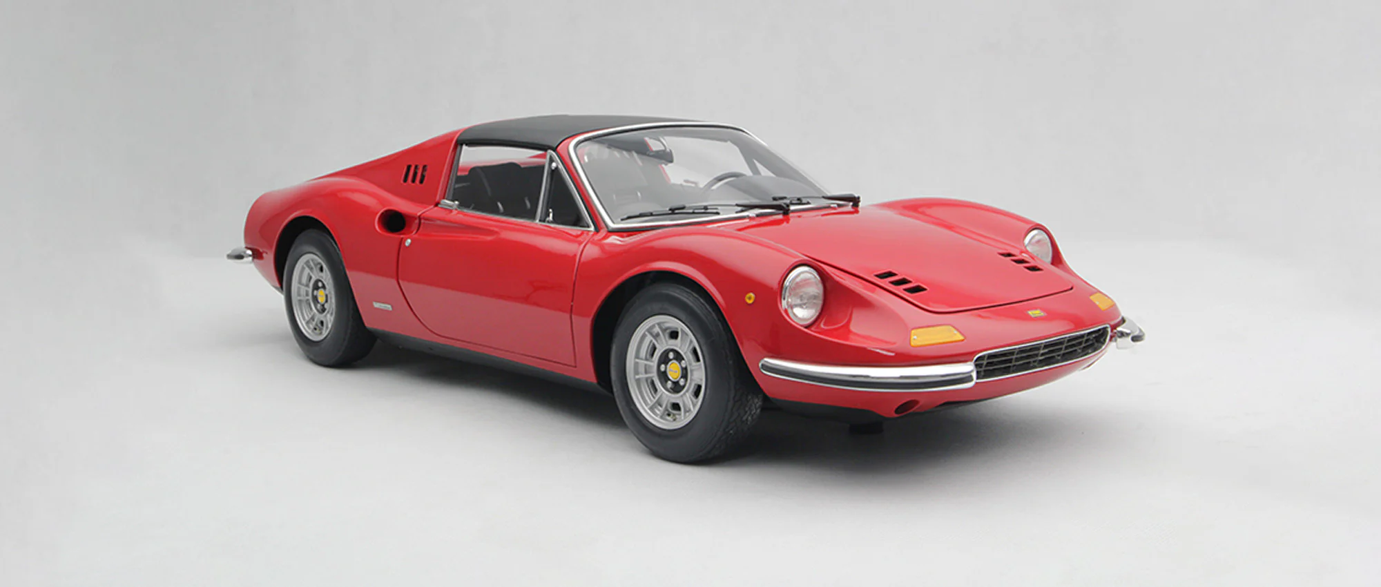 Ferrari Dino 246 GTS (1972) - Image 27