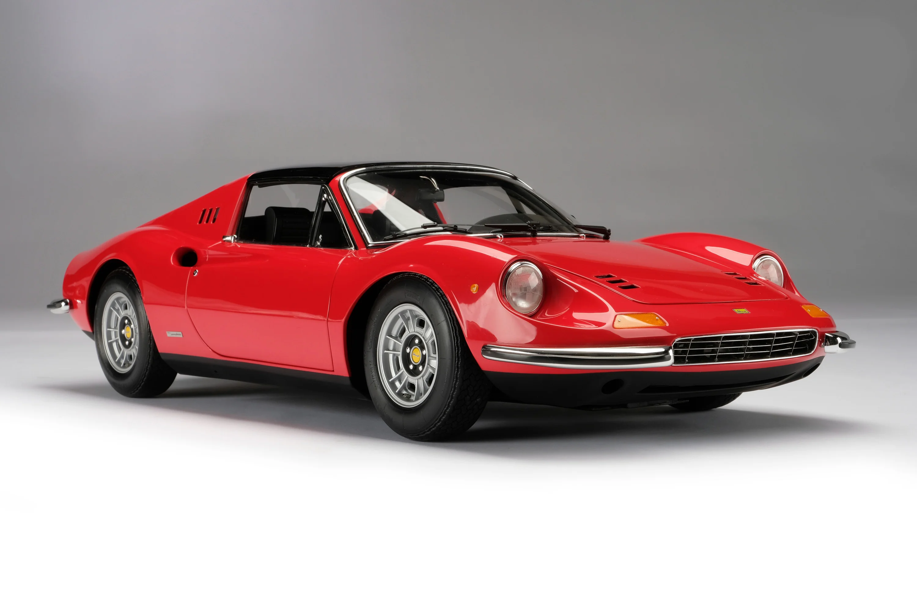 Ferrari Dino 246 GTS (1972) - Image 36
