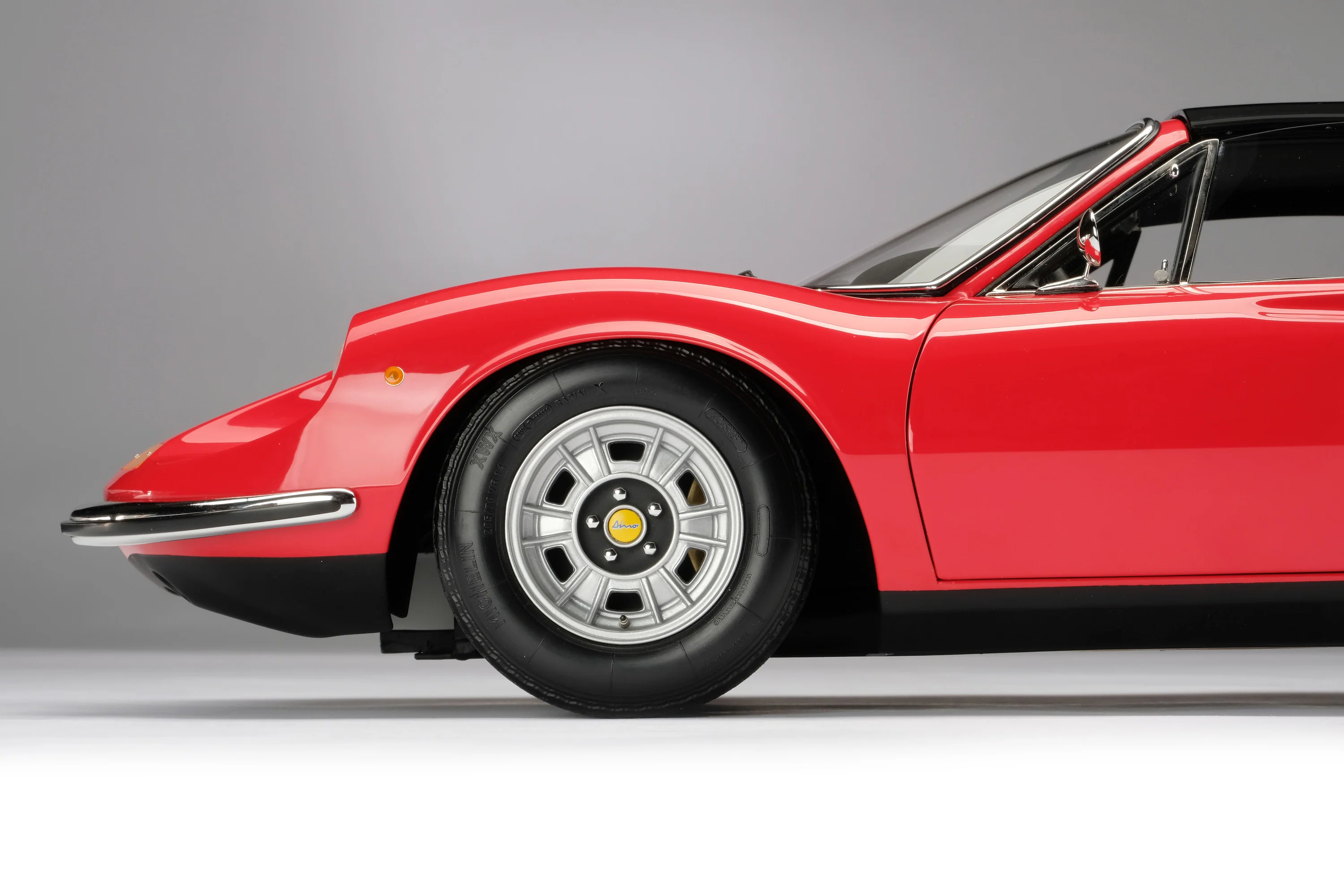 Ferrari Dino 246 GTS (1972) - Image 4