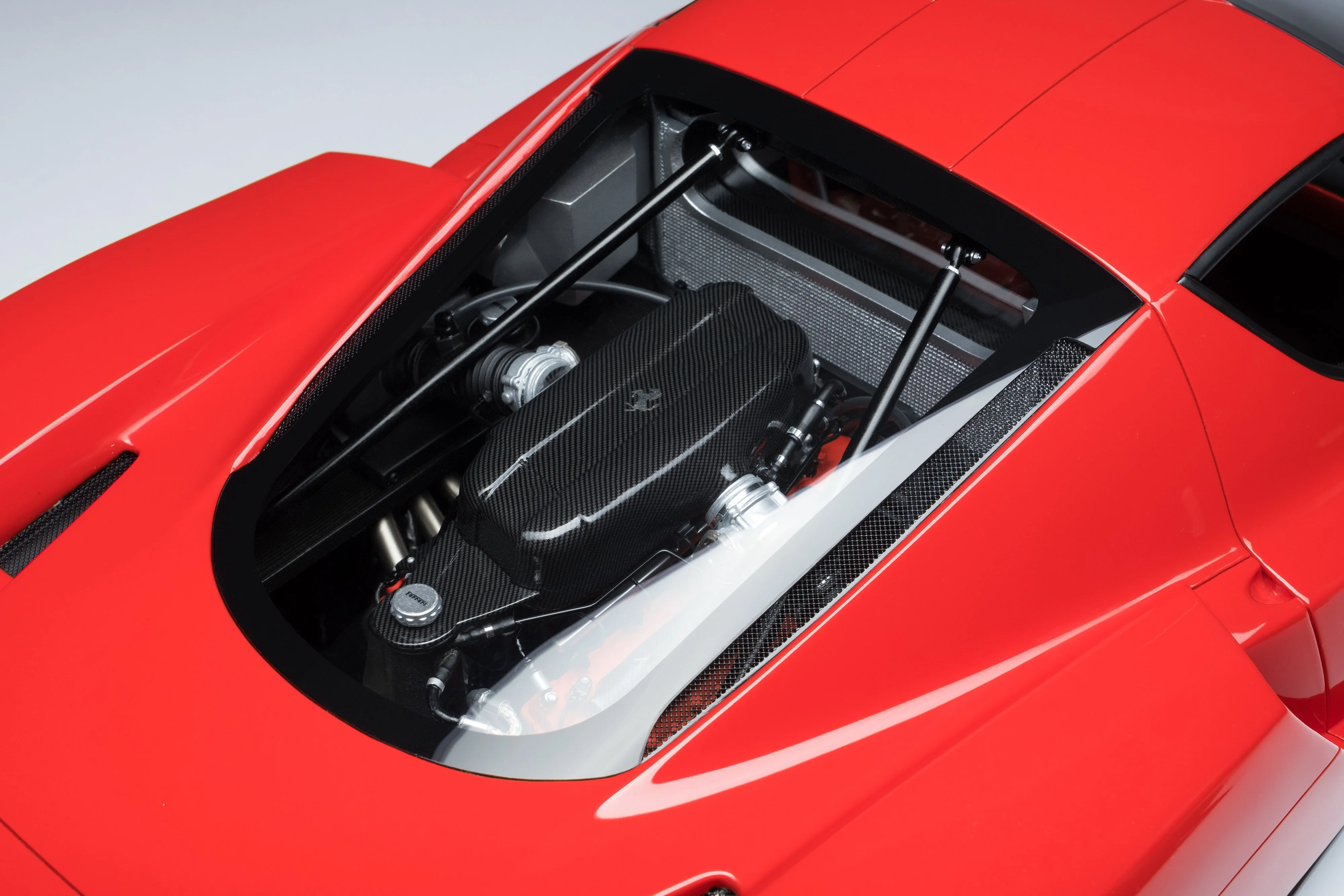 Ferrari Enzo (2002) - Image 12