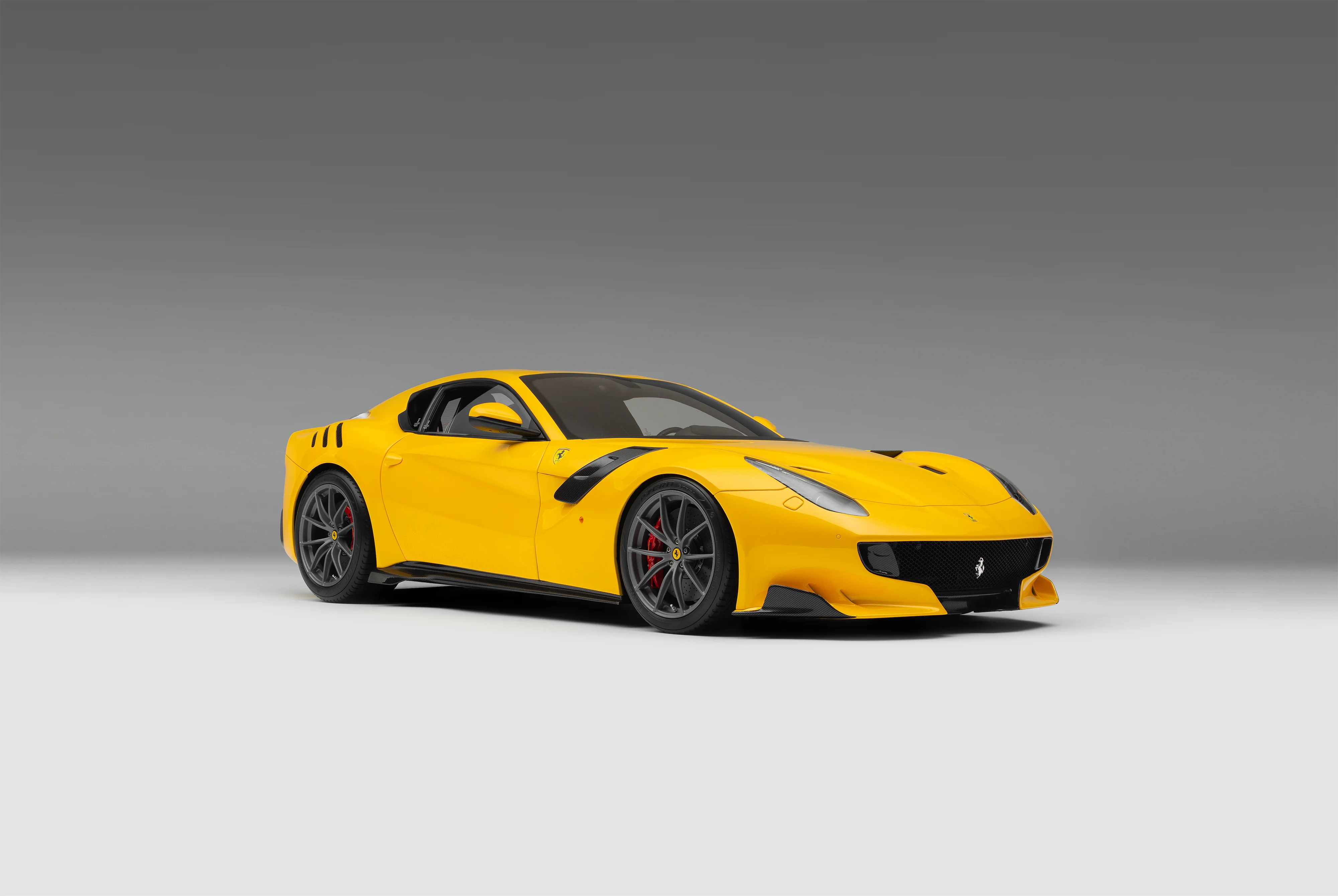 Ferrari F12 TDF (2015) - Image 14