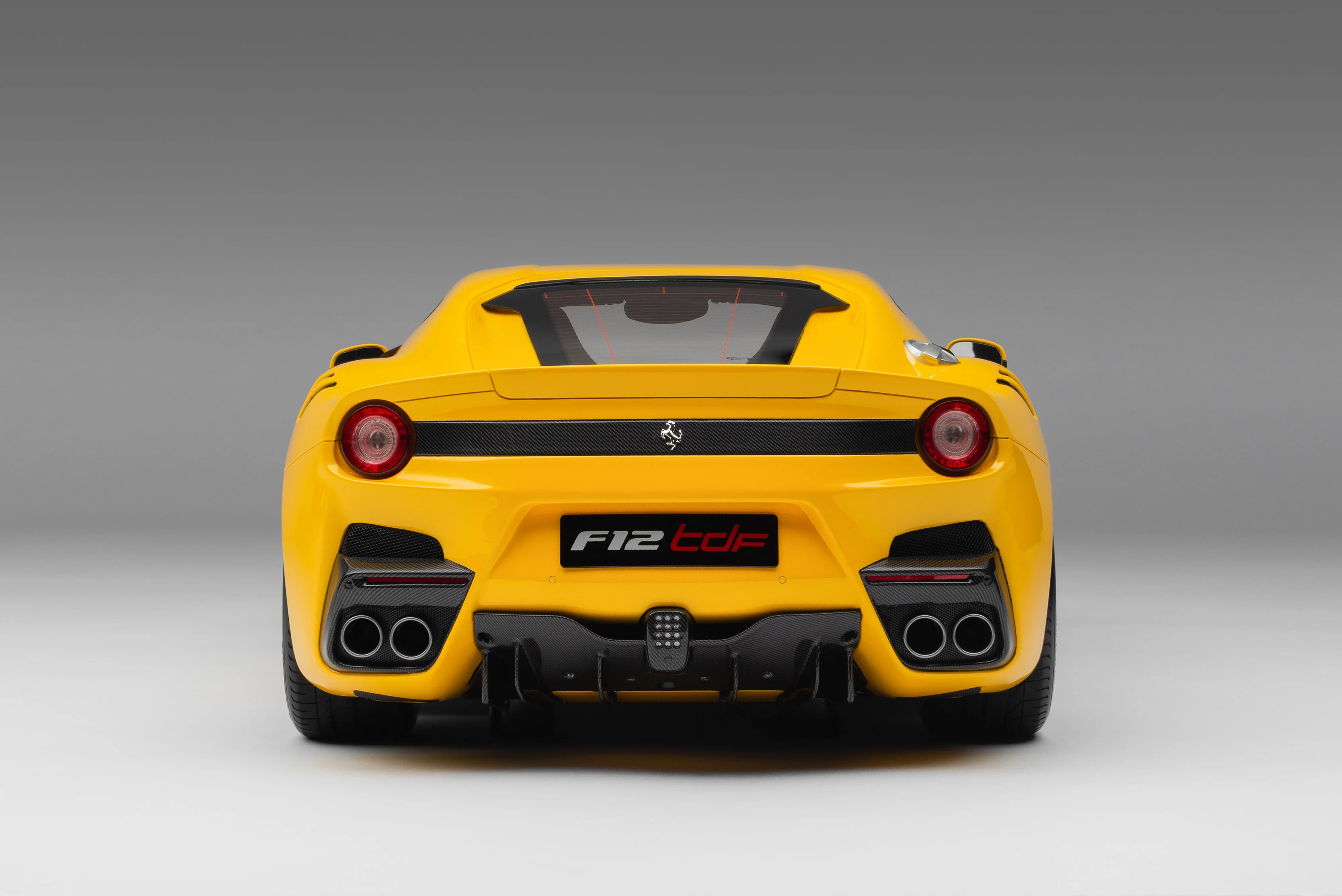 Ferrari F12 TDF (2015) - Image 19