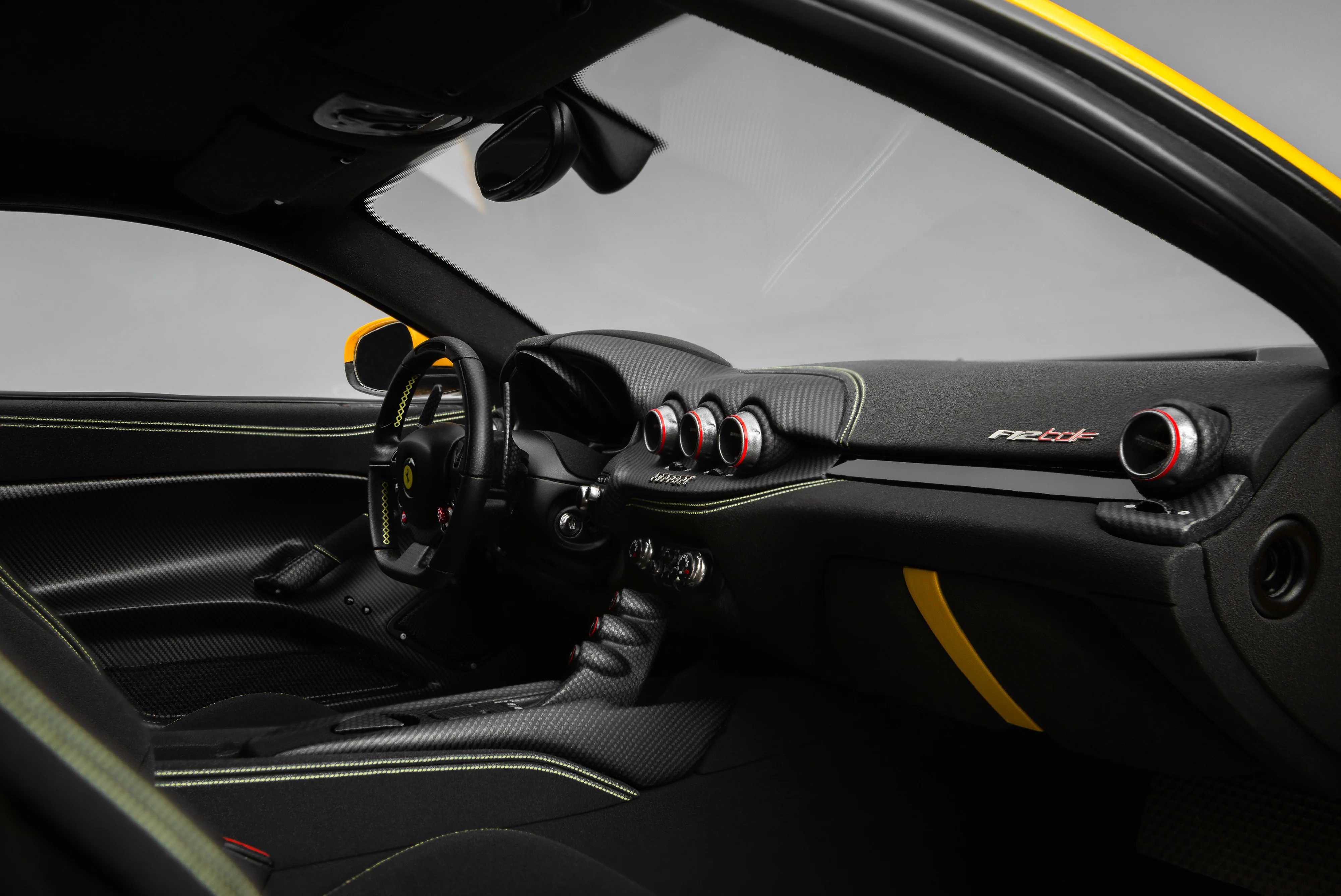 Ferrari F12 TDF (2015) - Image 20