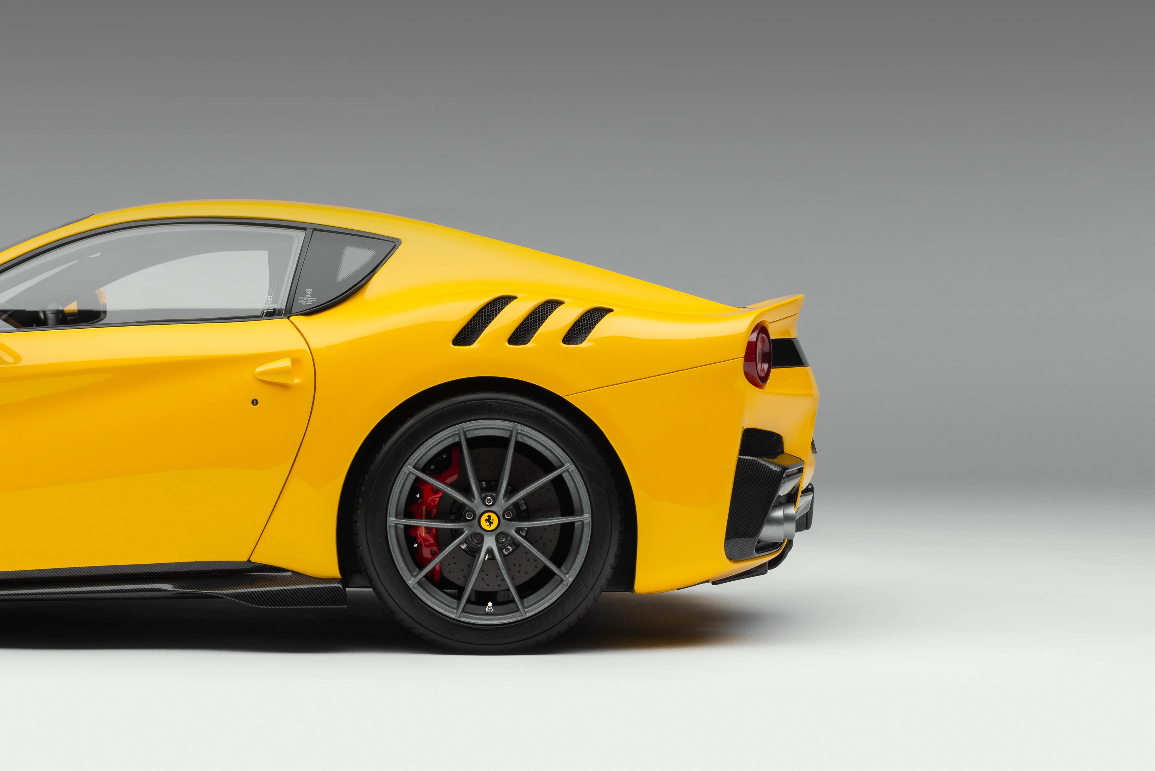 Ferrari F12 TDF (2015) - Image 23