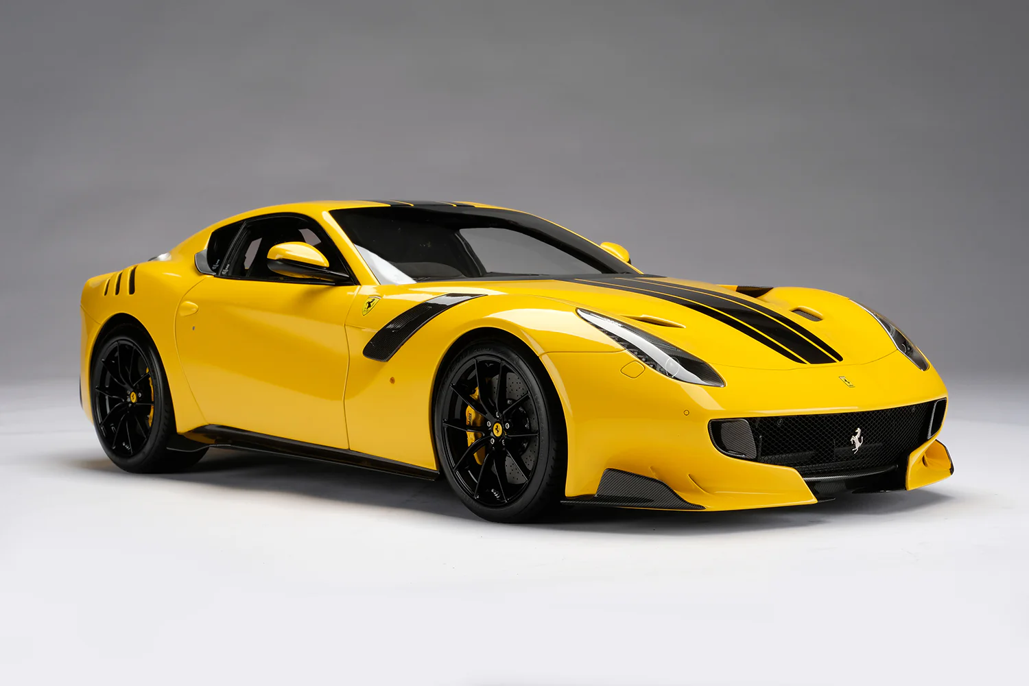 Ferrari F12 TDF (2015) - Image 27