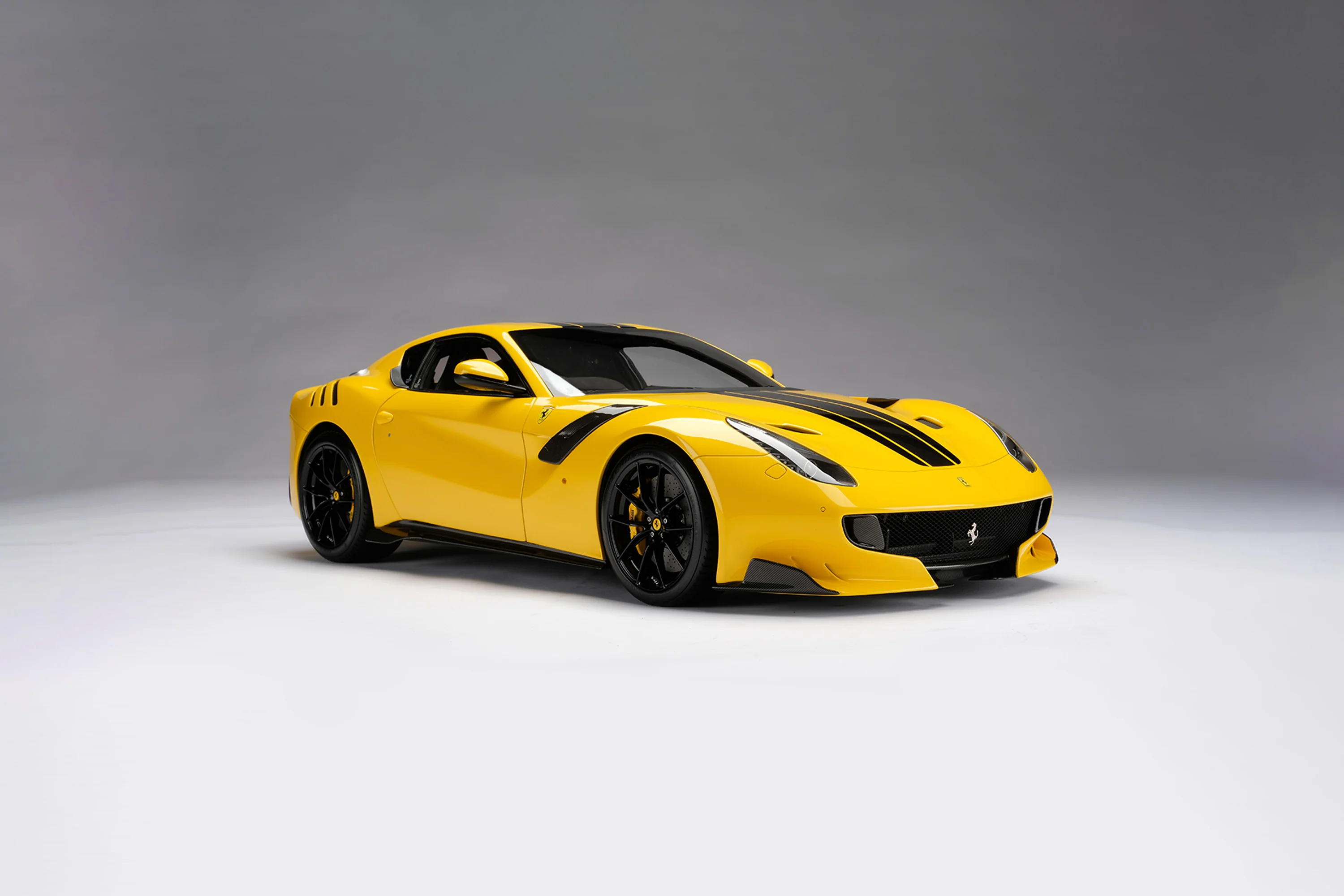 Ferrari F12 TDF (2015) - Image 28