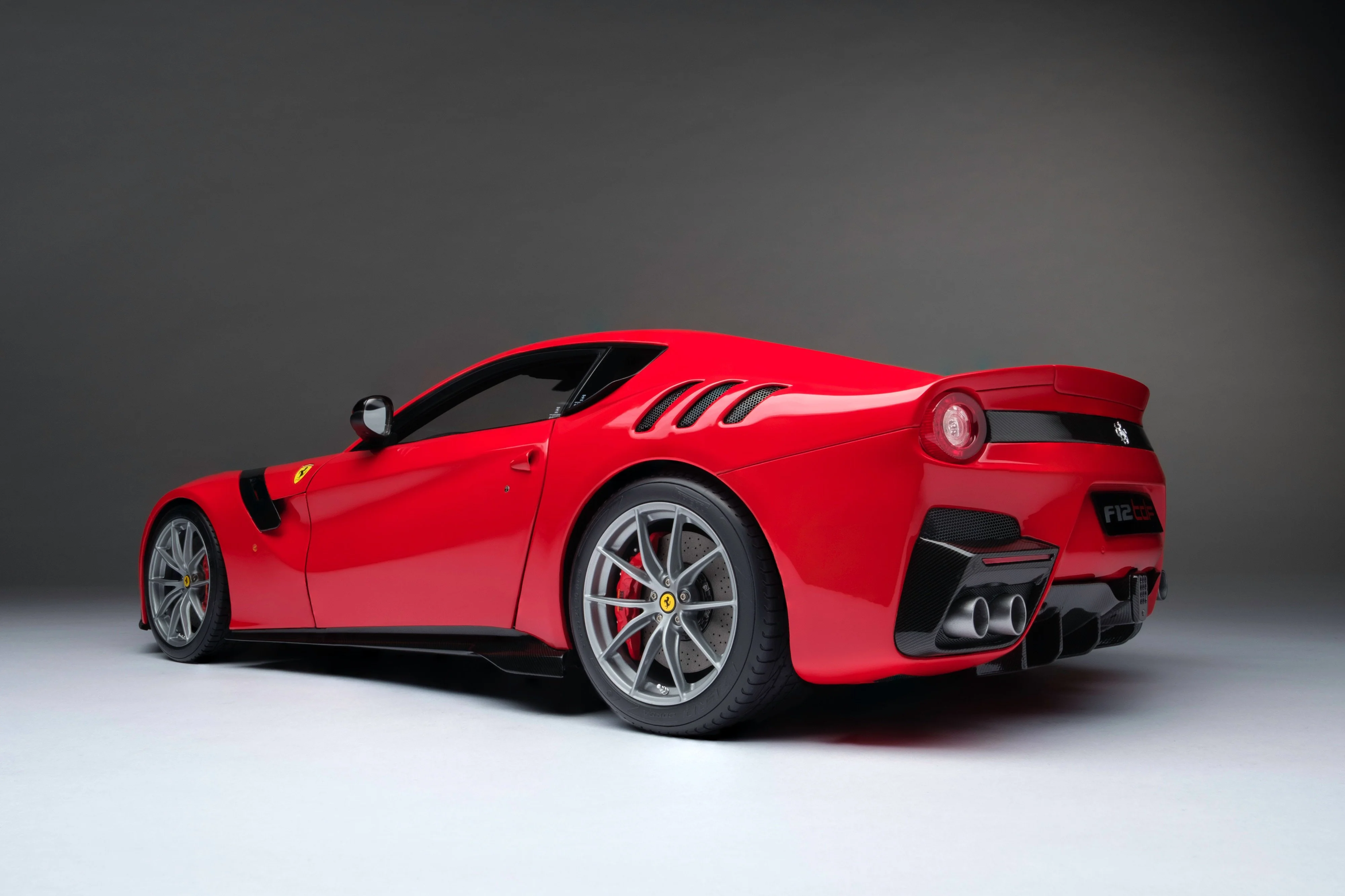Ferrari F12 TDF (2015) - Image 8