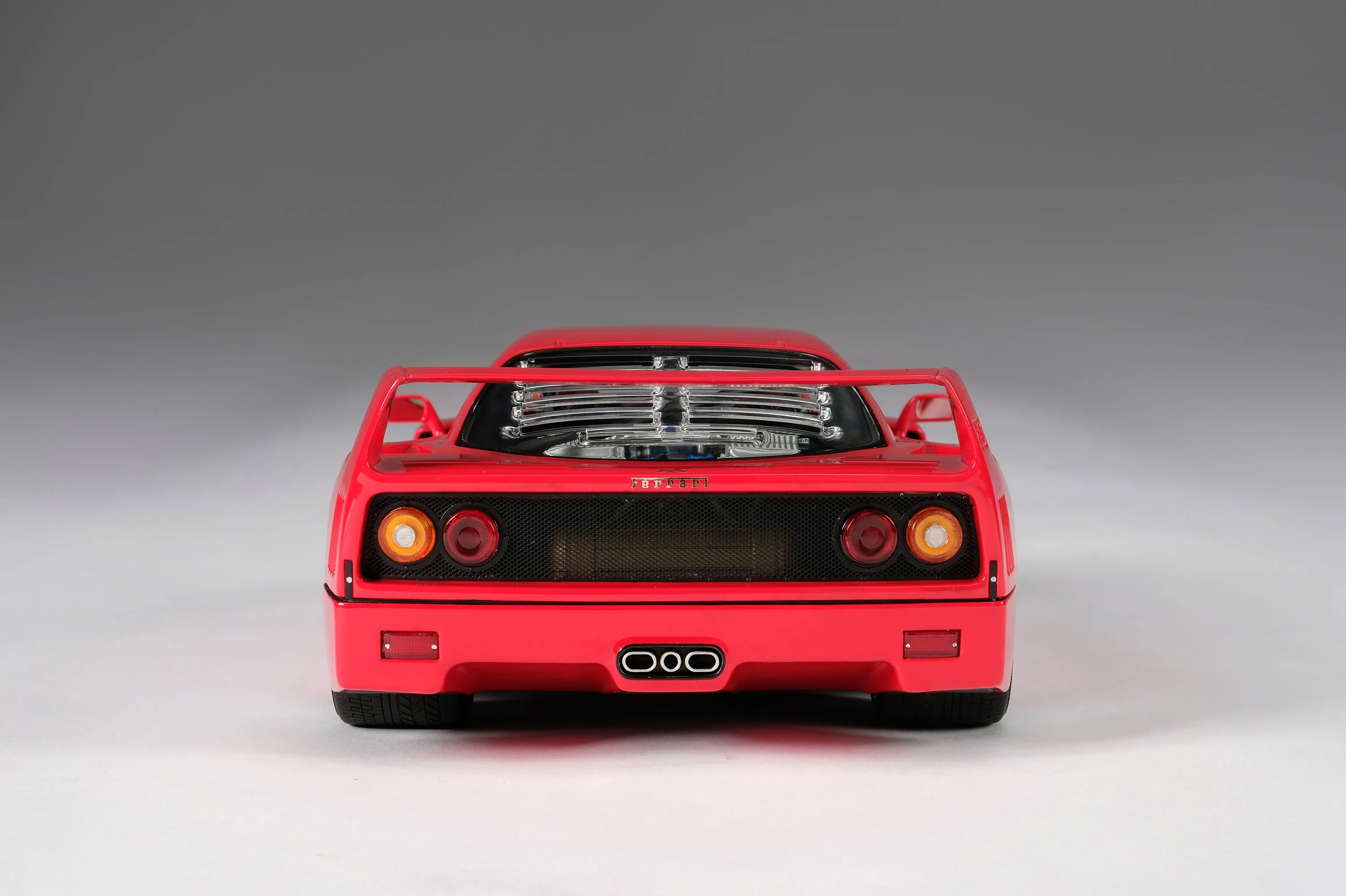 Ferrari F40 - Image 14