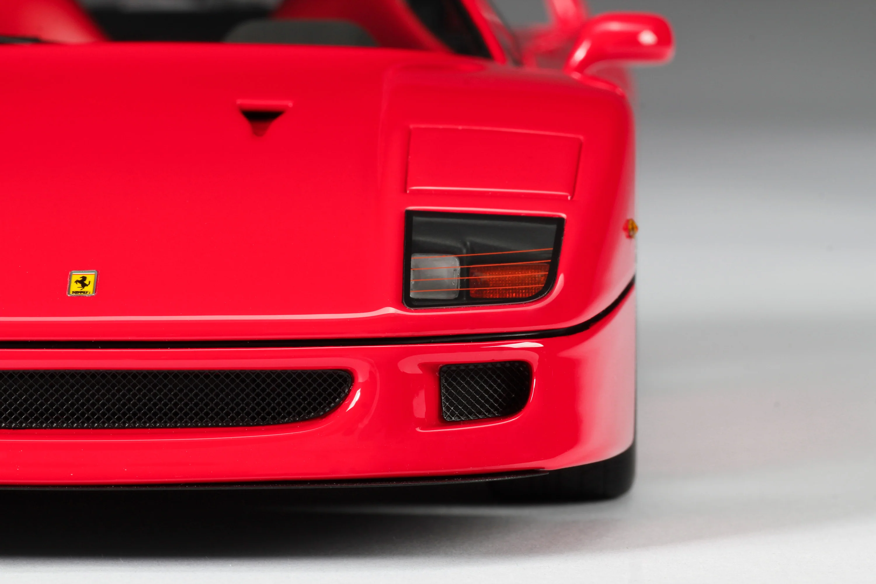 Ferrari F40 - Image 5