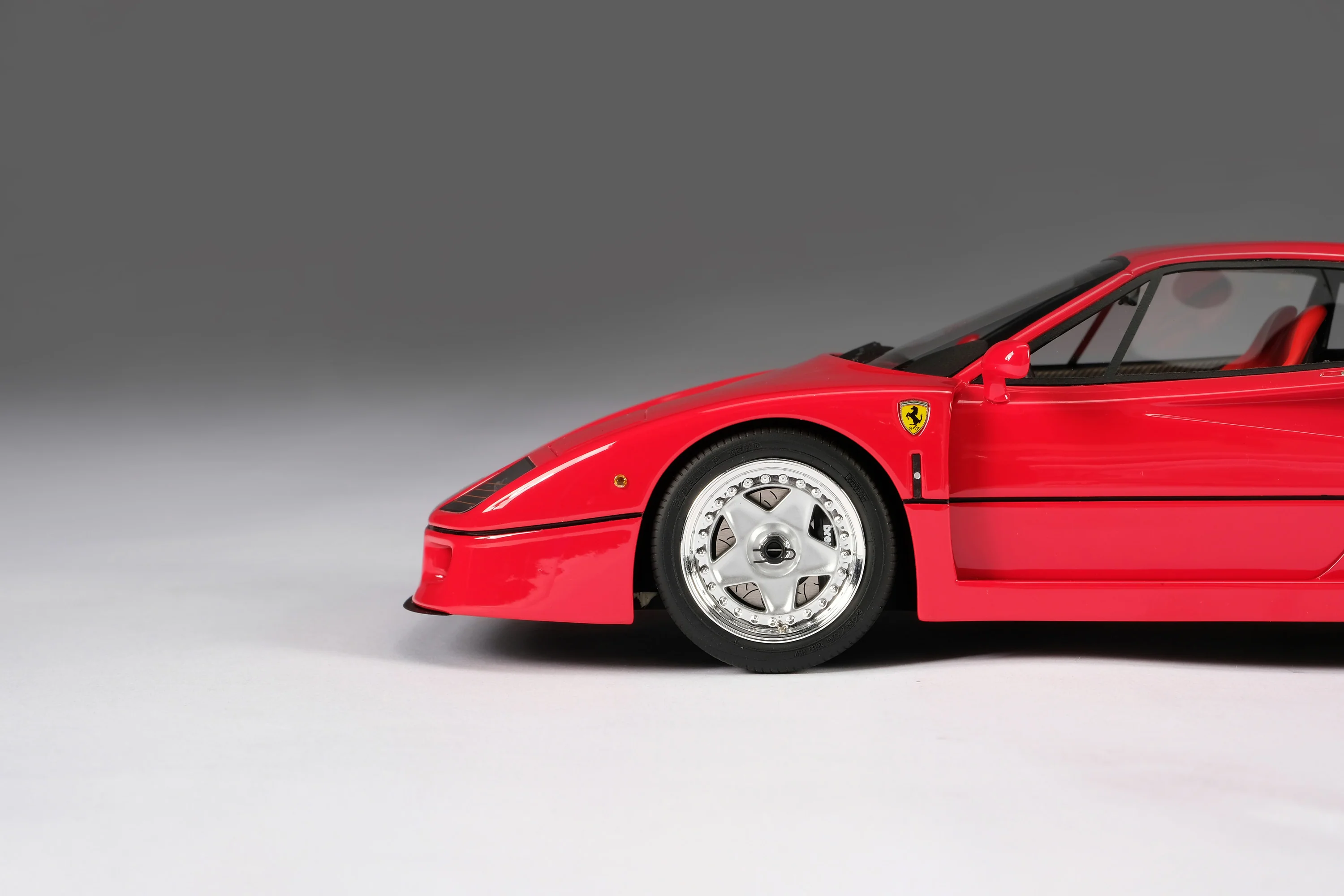 Ferrari F40 - Image 8