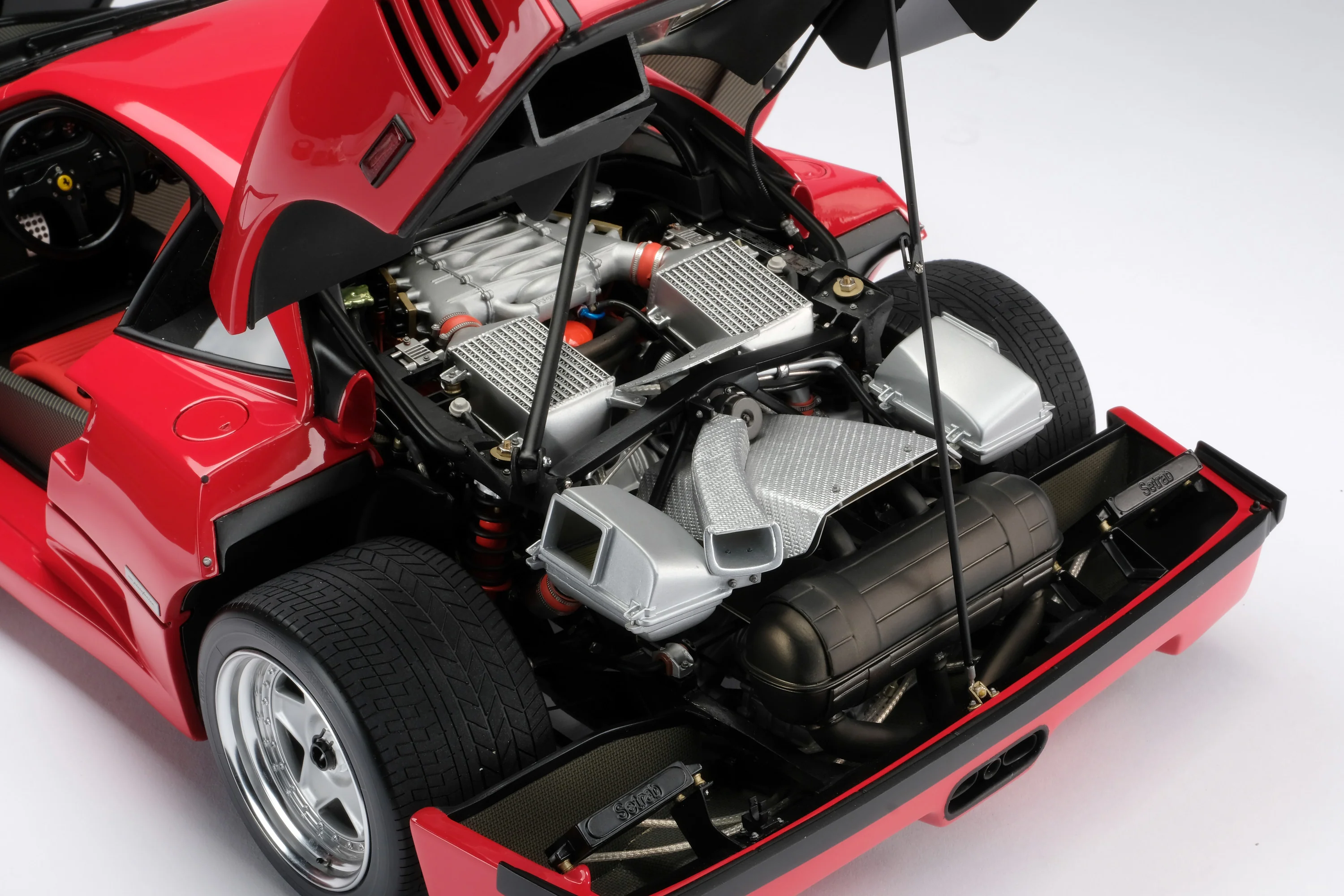 Ferrari F40 (1987) - Image 20