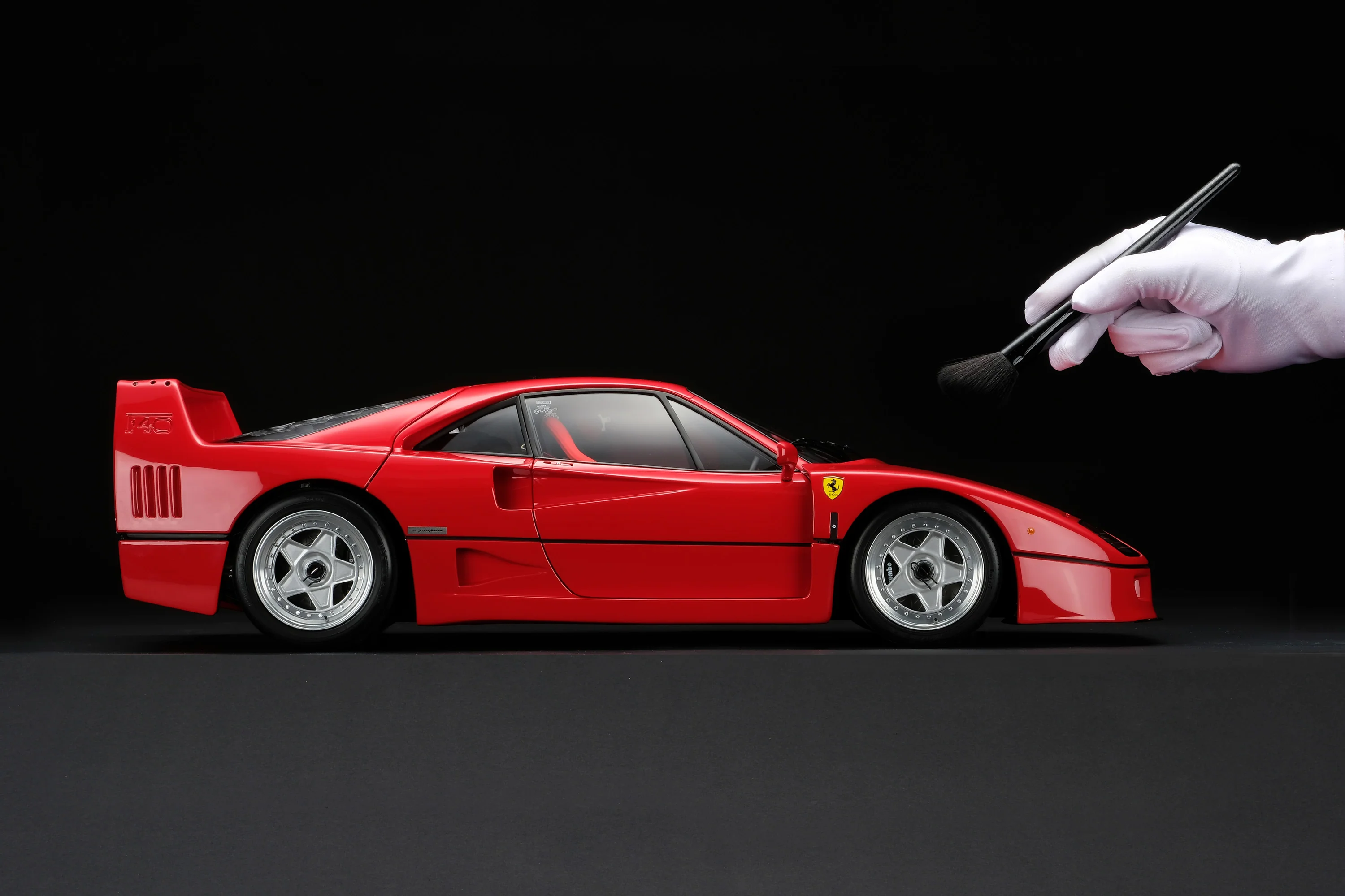 Ferrari F40 (1987) - Image 3
