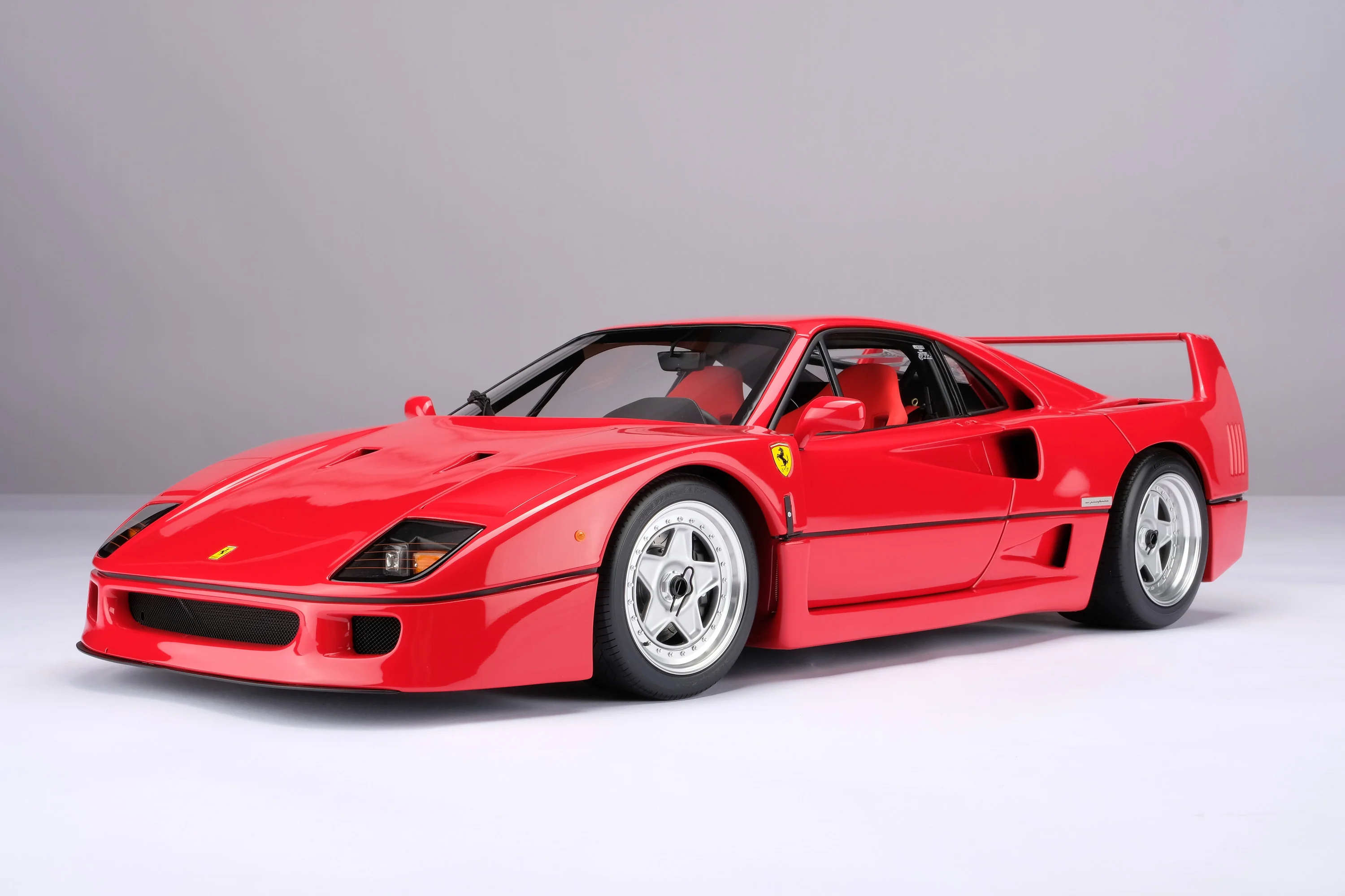 Ferrari F40 (1987) - Image 38