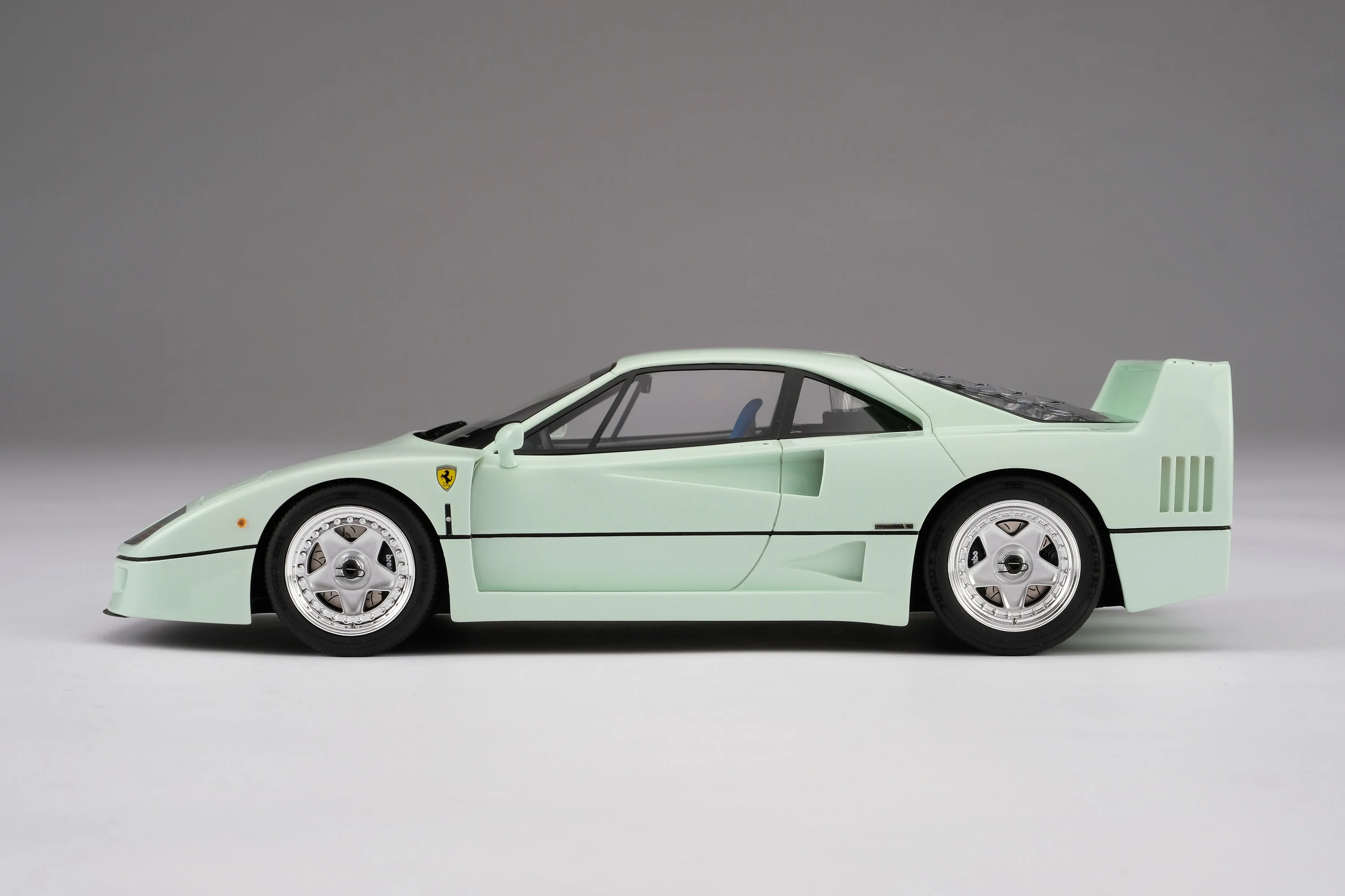 Ferrari F40 - Verde Pallido - Image 16
