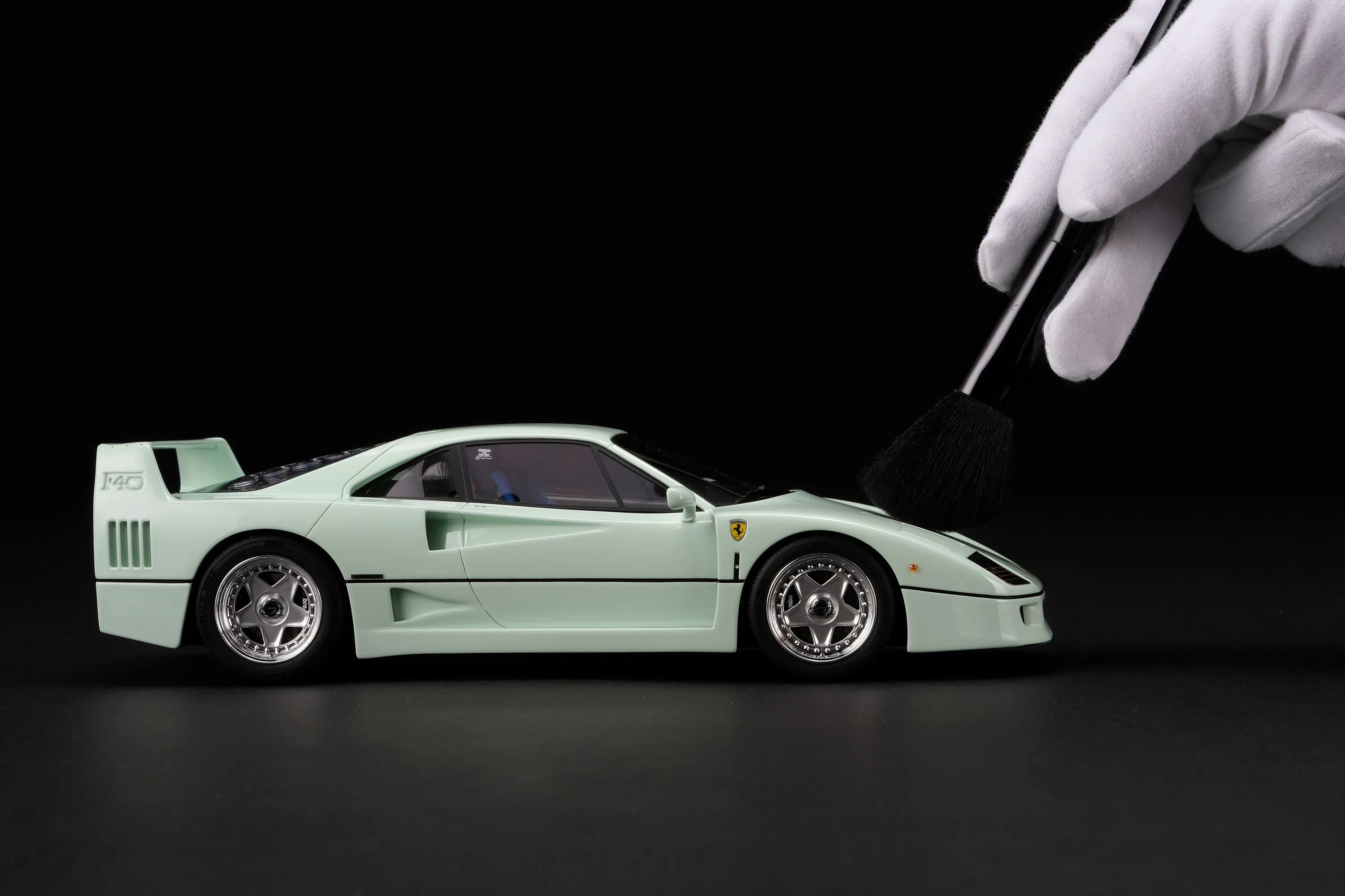 Ferrari F40 - Verde Pallido - Image 3