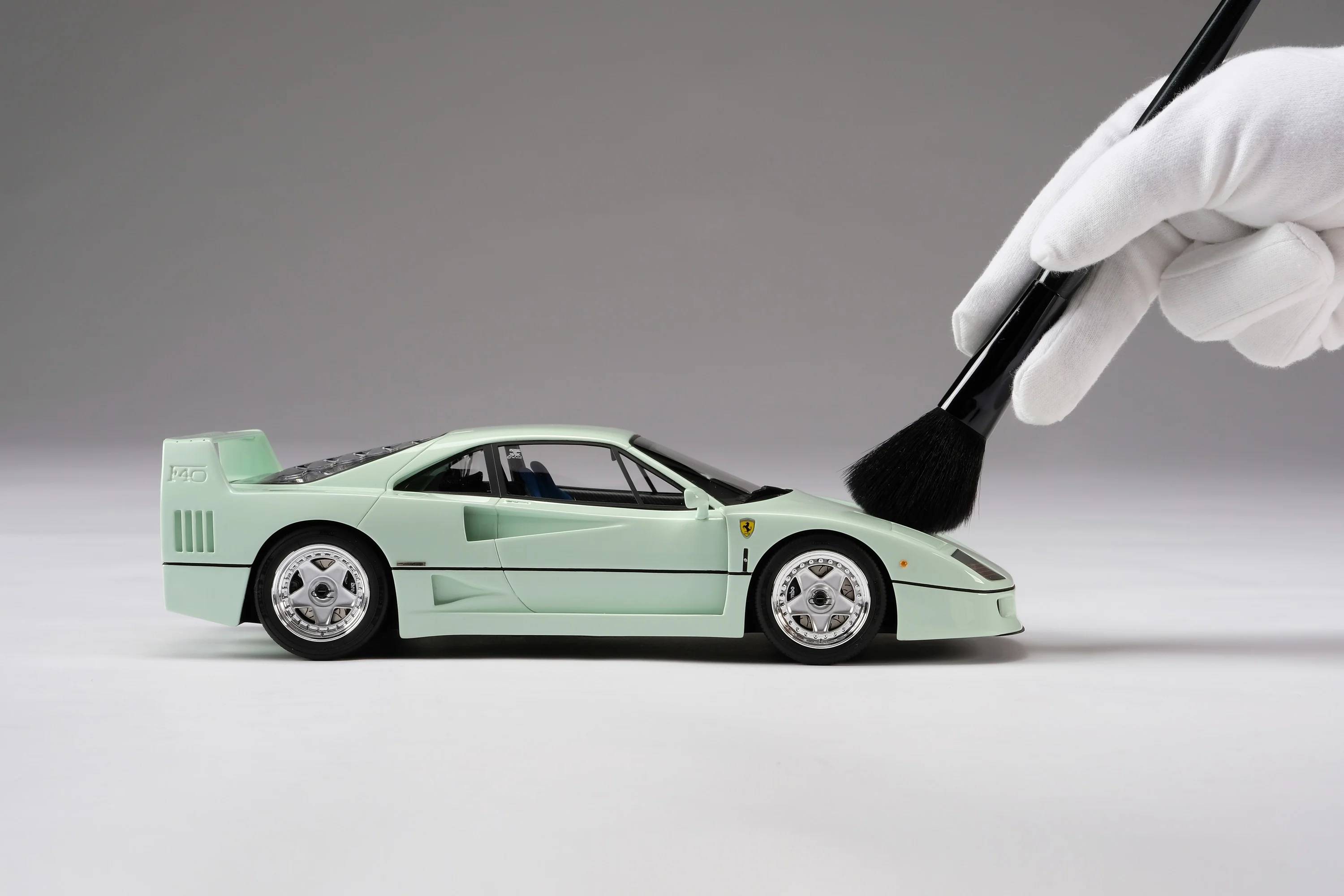 Ferrari F40 - Verde Pallido - Image 4