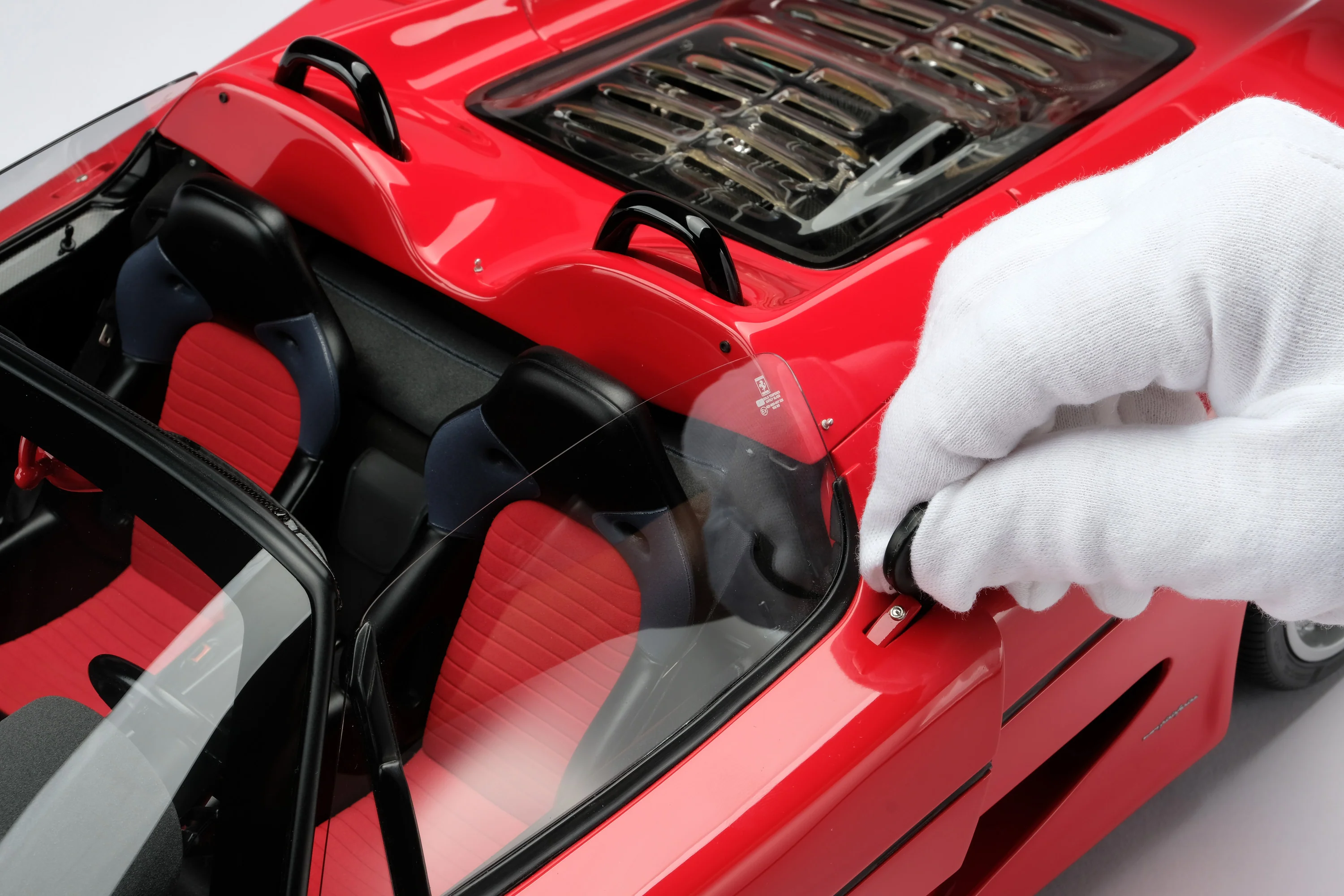 Ferrari F50 (1995) - Image 15