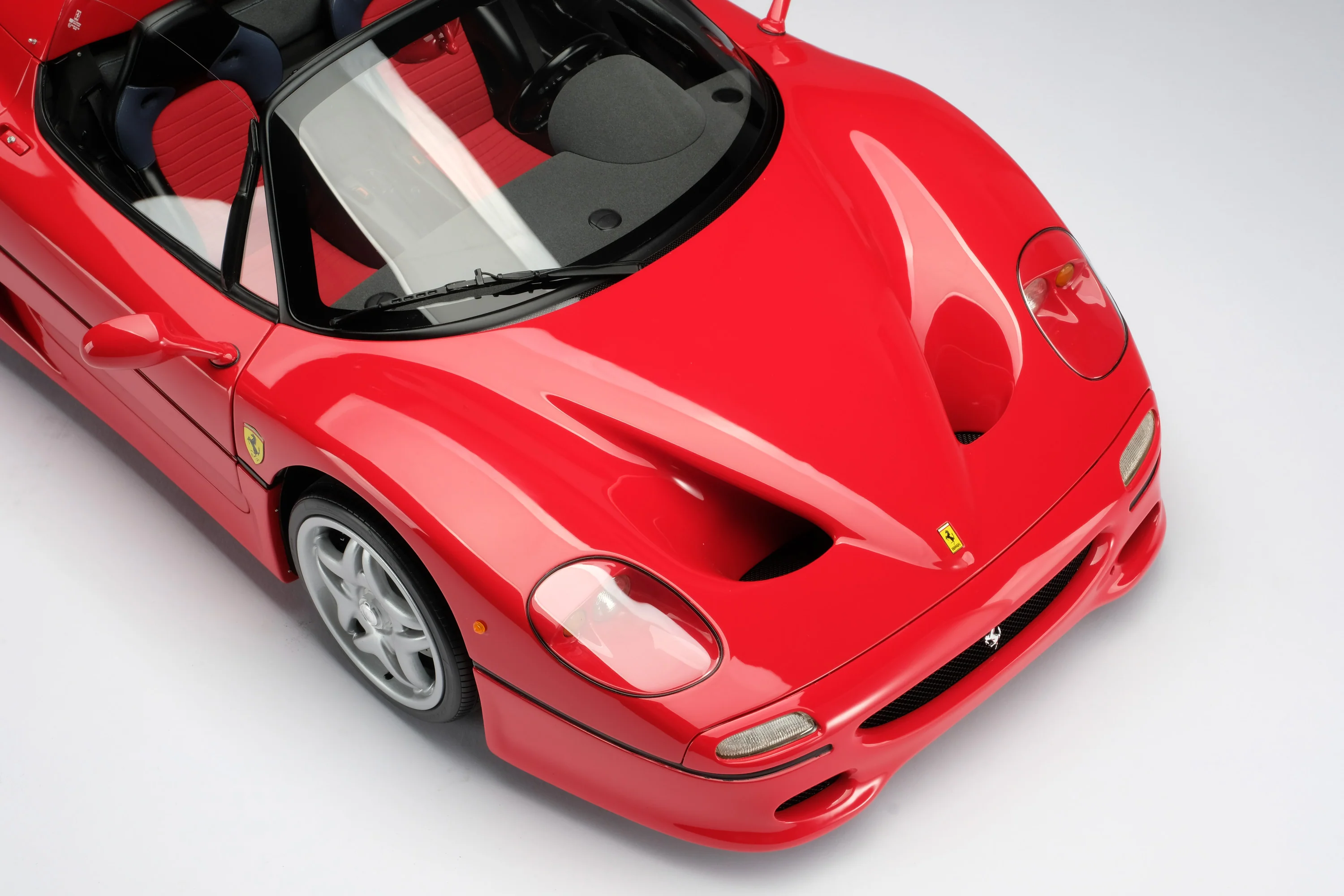 Ferrari F50 (1995) - Image 16