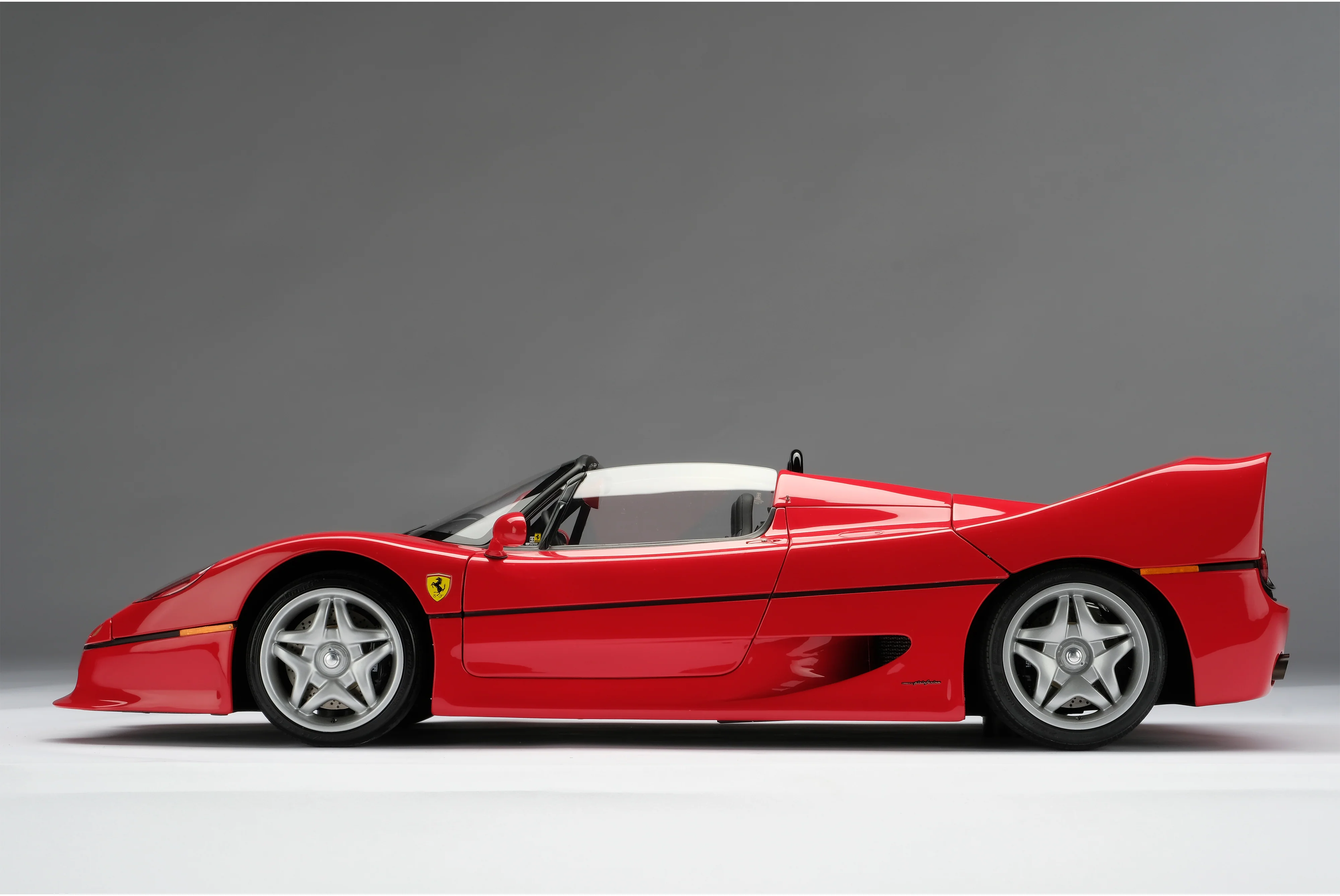 Ferrari F50 (1995) - Image 23