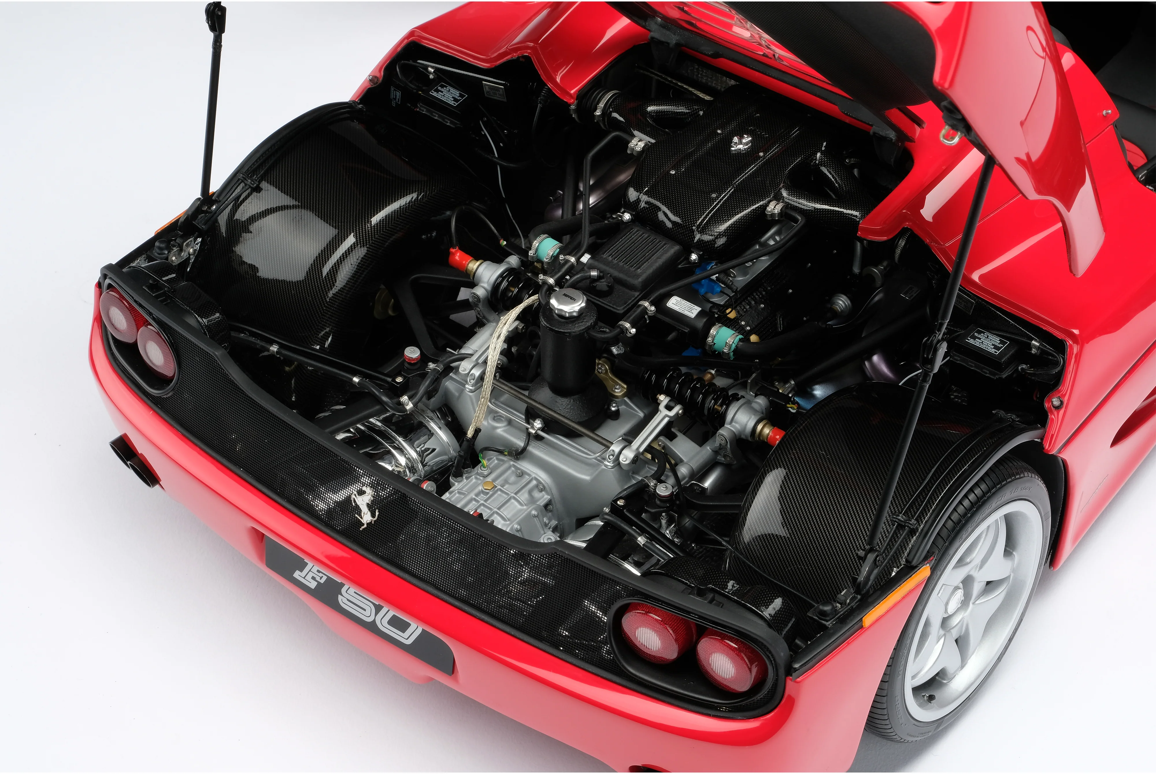 Ferrari F50 (1995) - Image 34