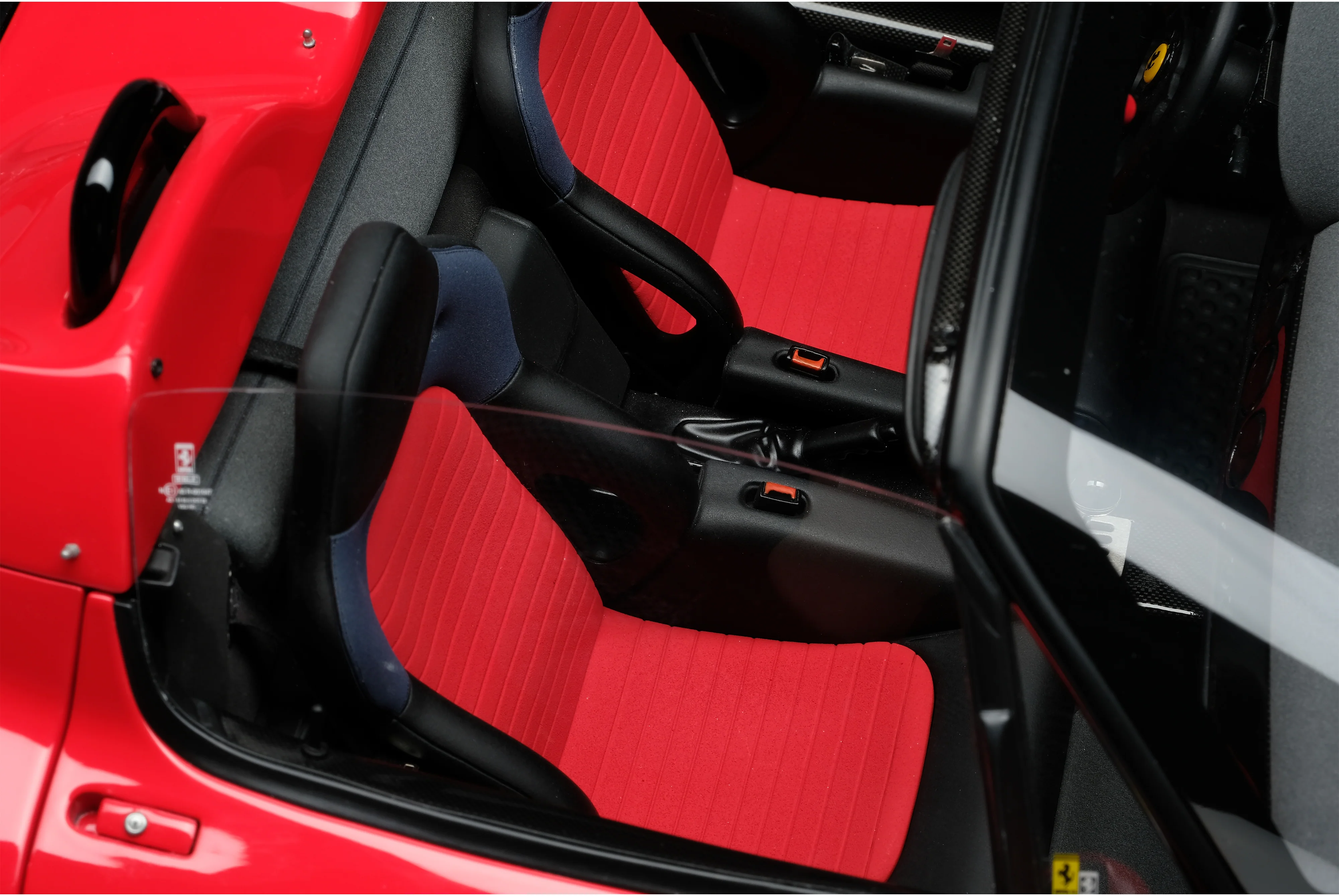 Ferrari F50 (1995) - Image 35