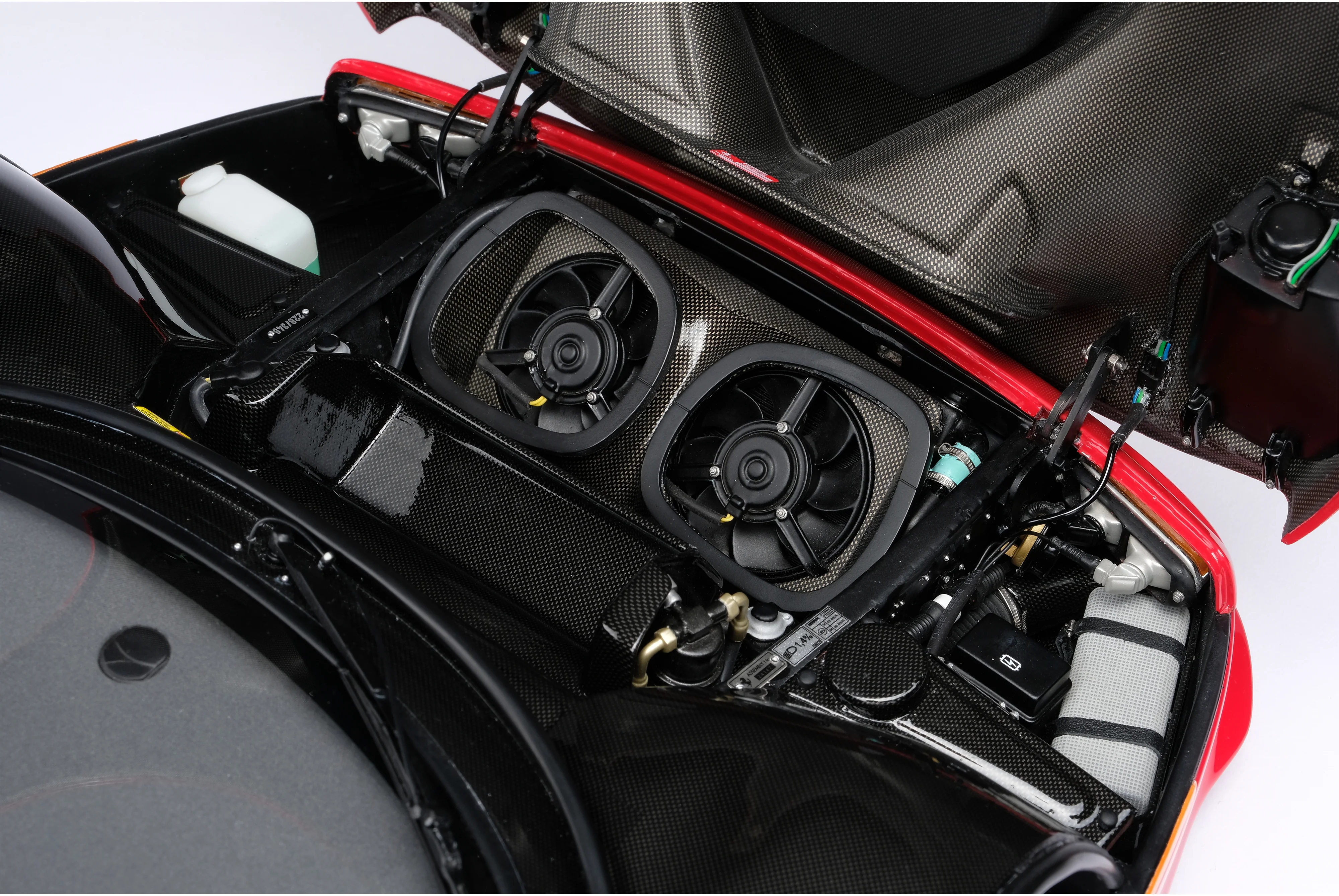 Ferrari F50 (1995) - Image 36