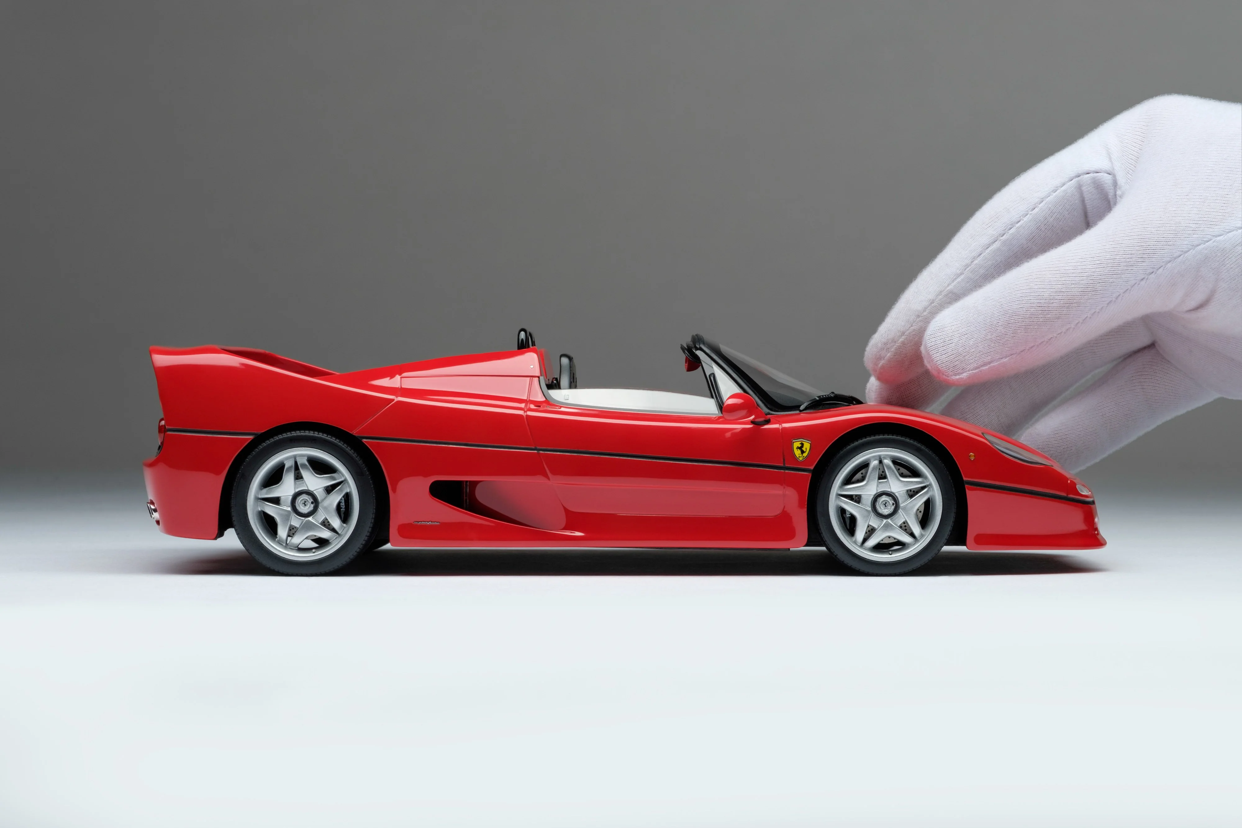 Ferrari F50 - Image 4