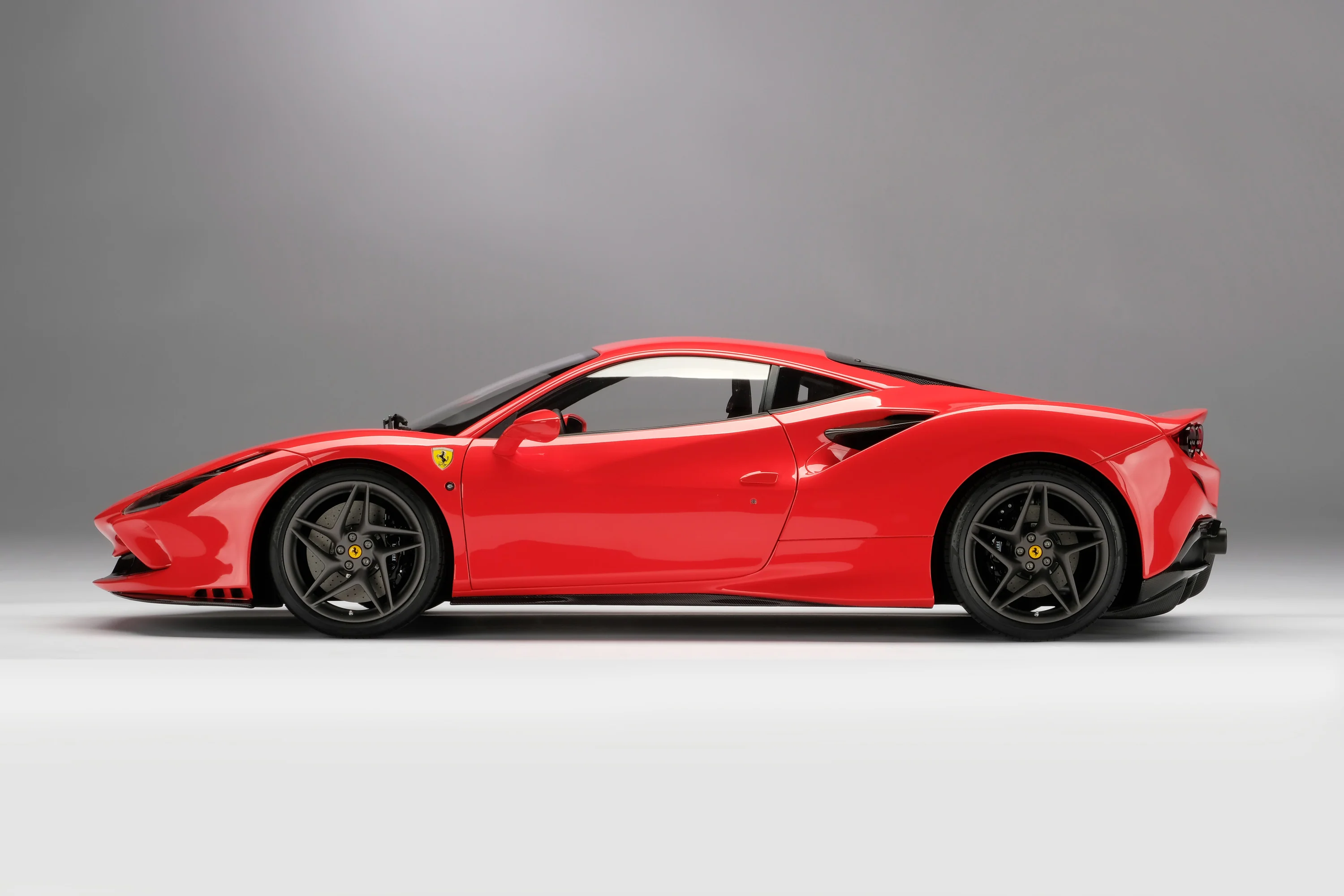 Ferrari F8 Tributo (2019) - Image 16