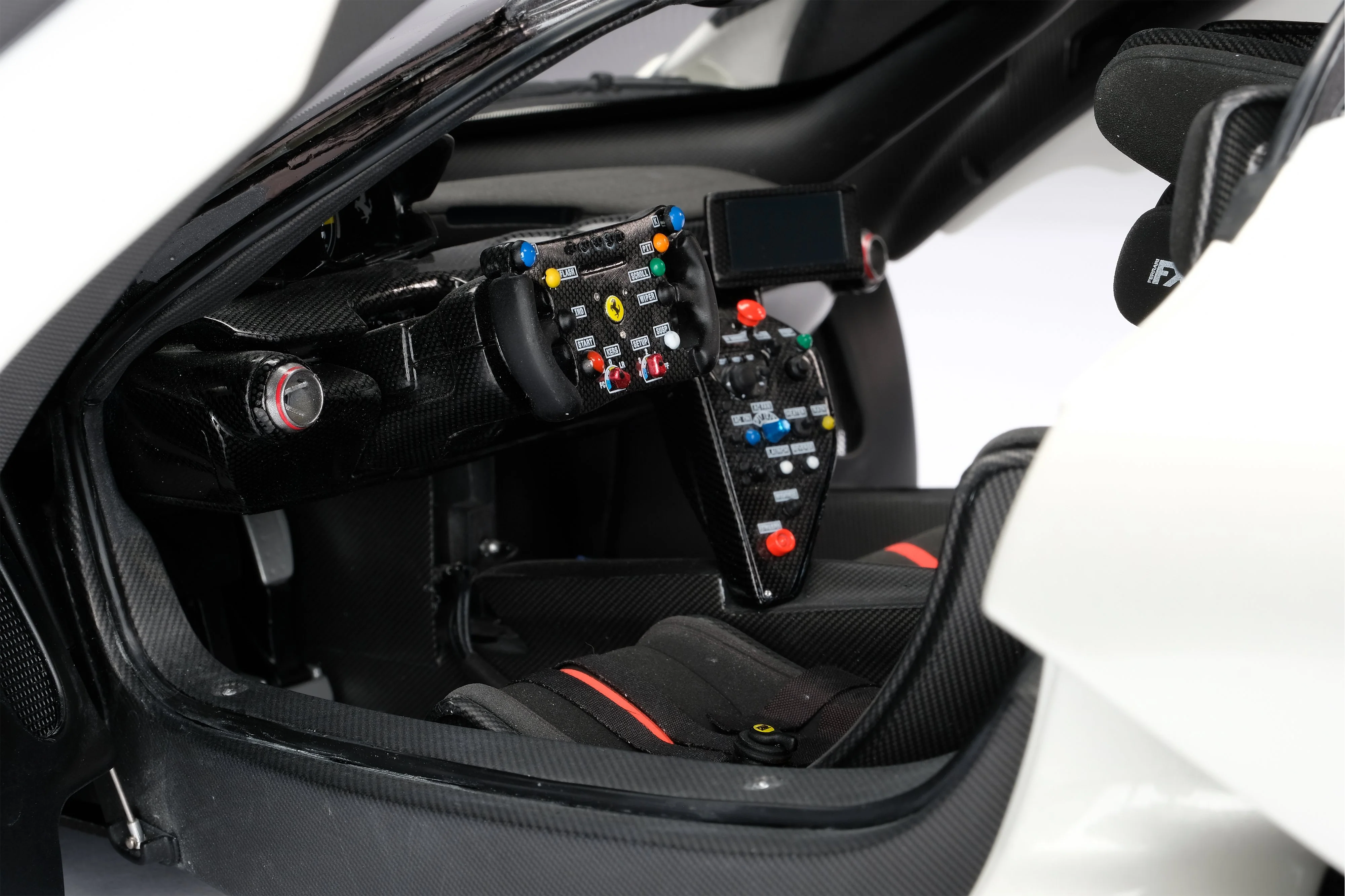 Ferrari FXX K Evo (2017) - Image 12